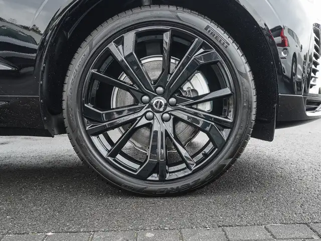 Volvo XC60 view 7