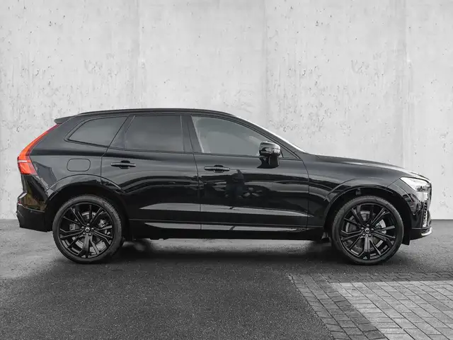 Volvo XC60 view 5
