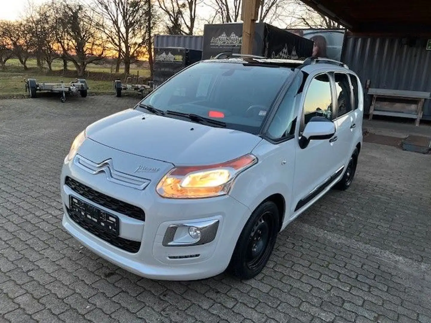 Citroen C3 Picasso Exclusive*PDC*SHZ*Standheizung** Weiß - 2
