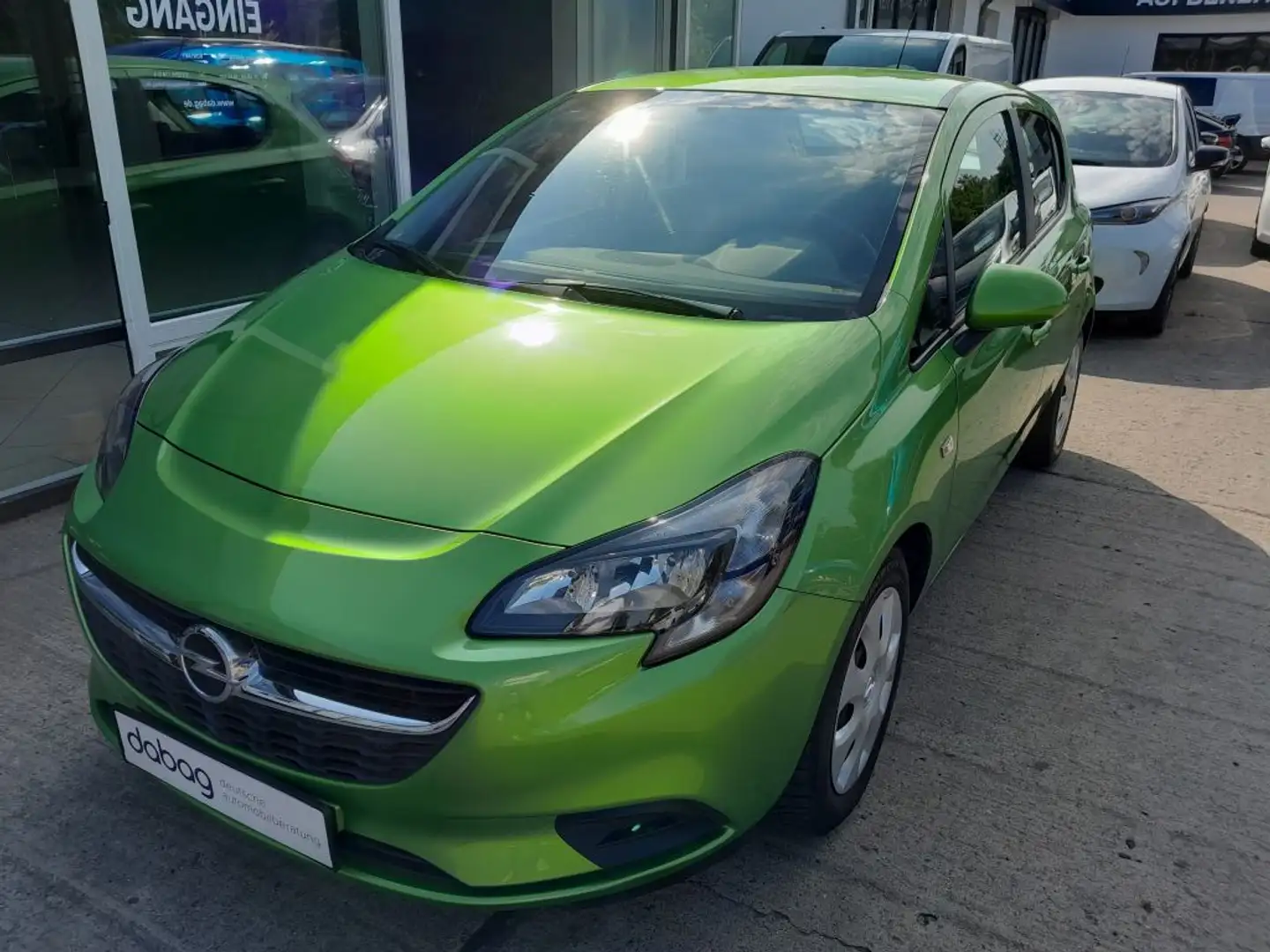 Opel Corsa 1.2 Edition Verde - 1