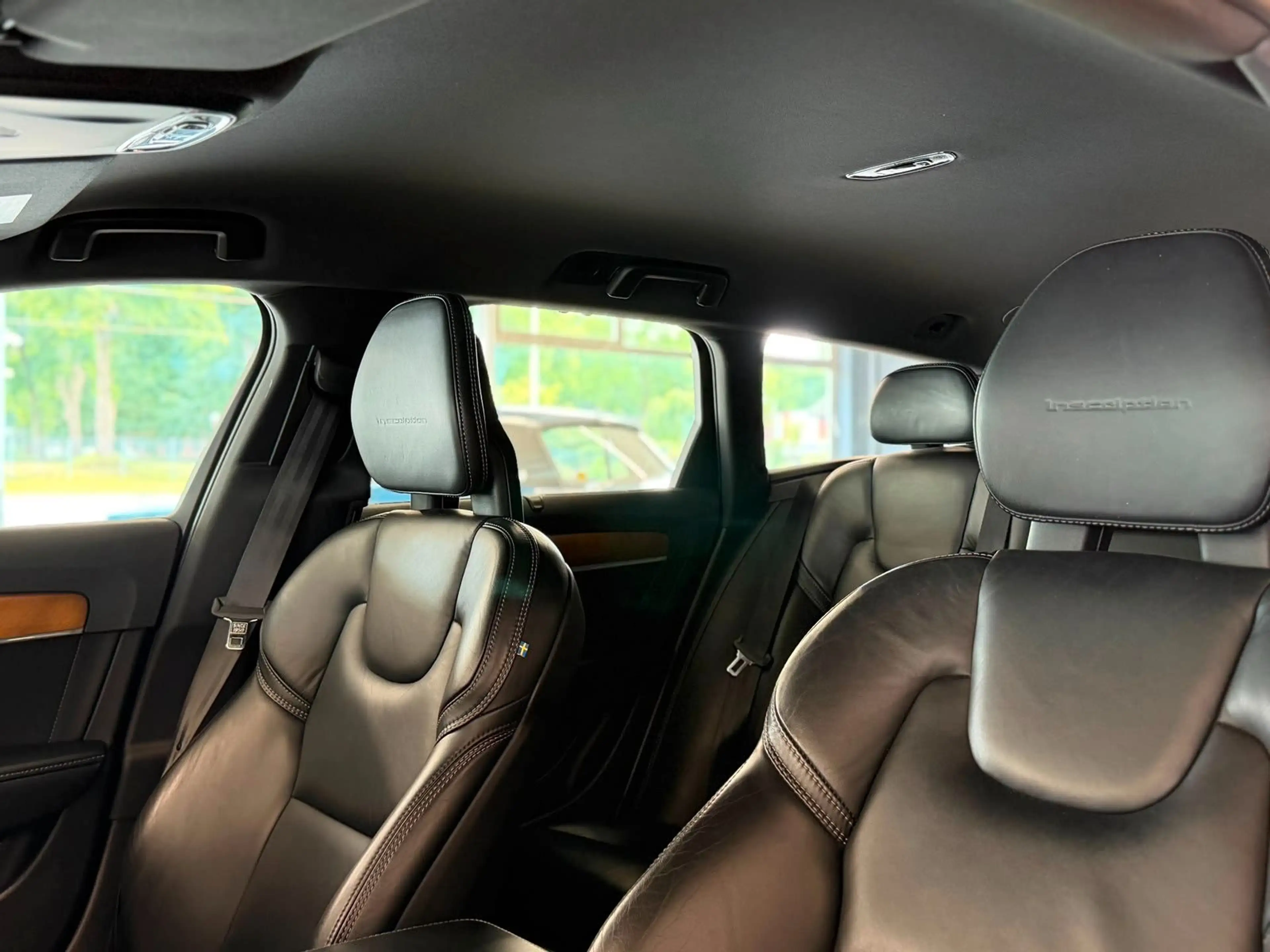 Volvo V90 Inscription AWD — photo 12
