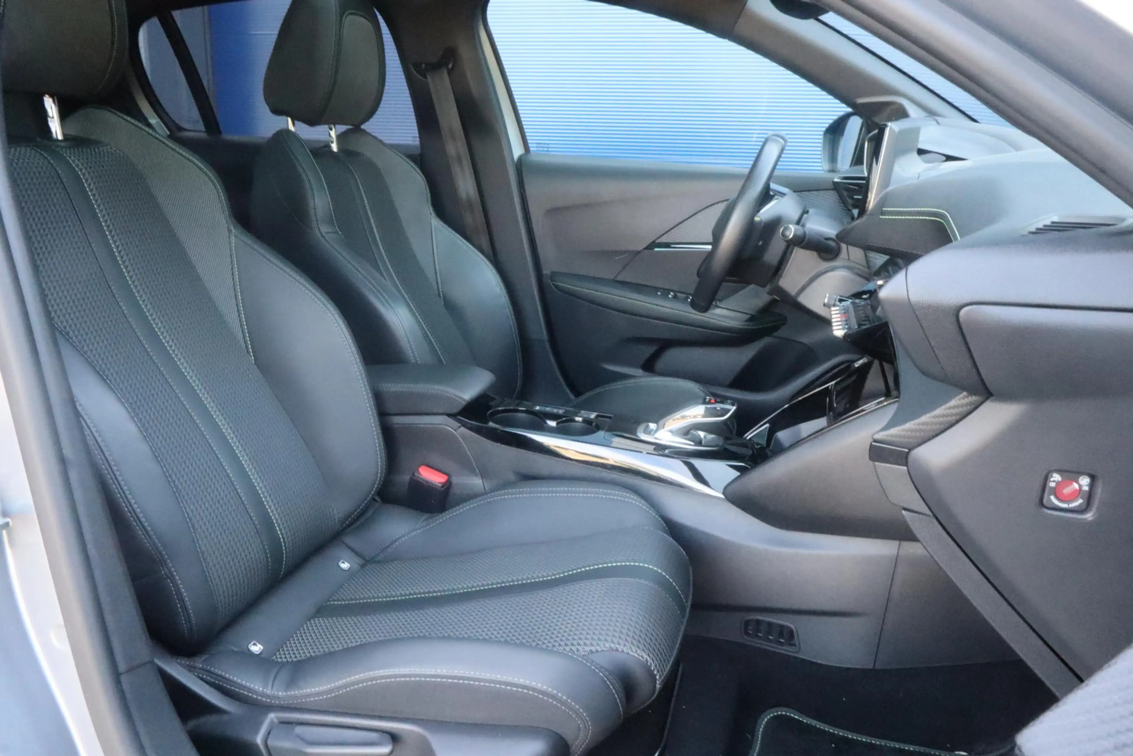 Peugeot e-208 EV GT Pack 50 kWh | SOH 92,4% | Panoramadak | Appl — photo 21