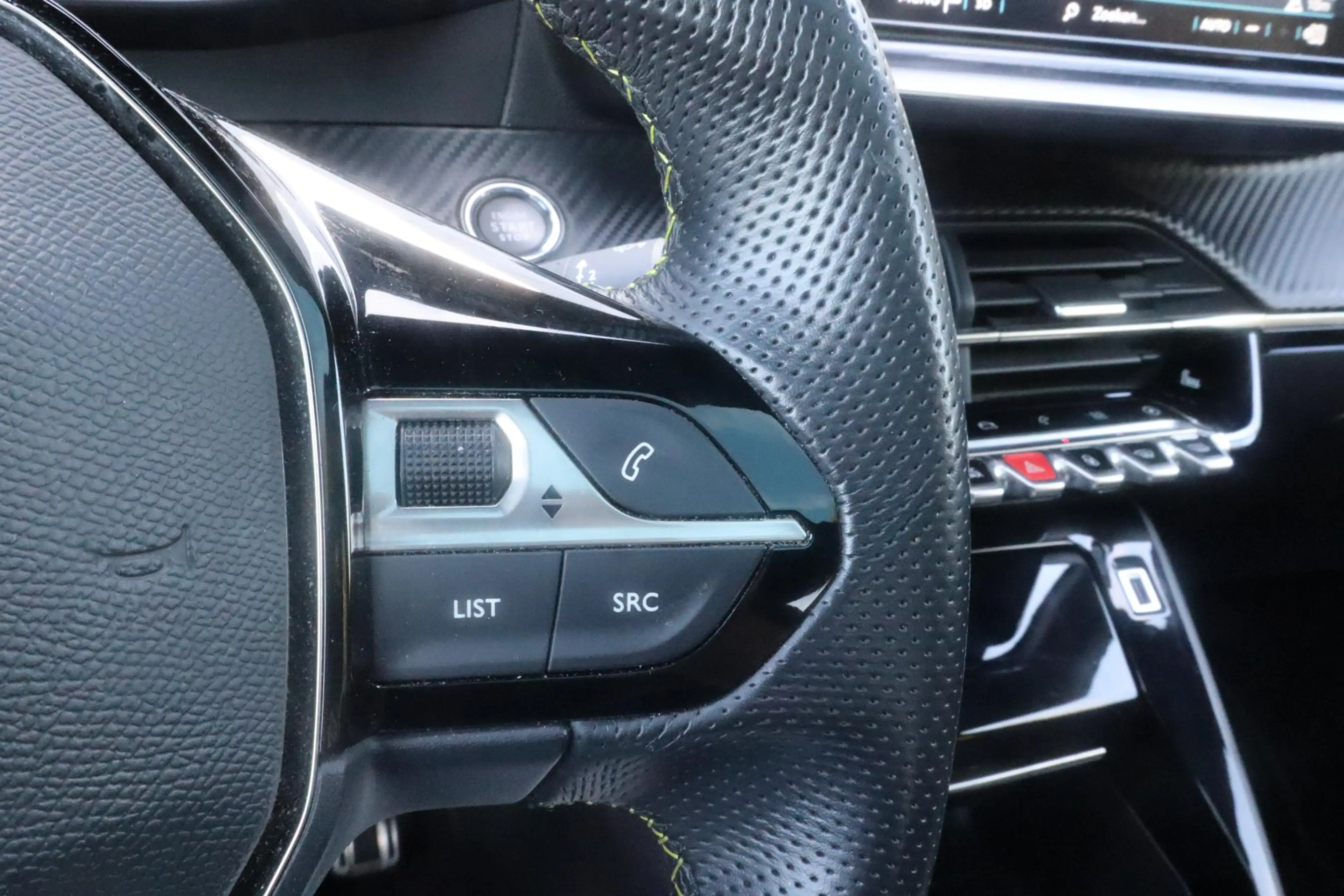 Peugeot e-208 EV GT Pack 50 kWh | SOH 92,4% | Panoramadak | Appl — photo 17