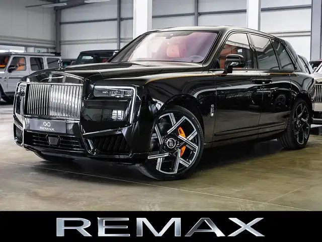 Rolls-Royce Cullinan Black Badge / PROD. 2026 / 4 Seats