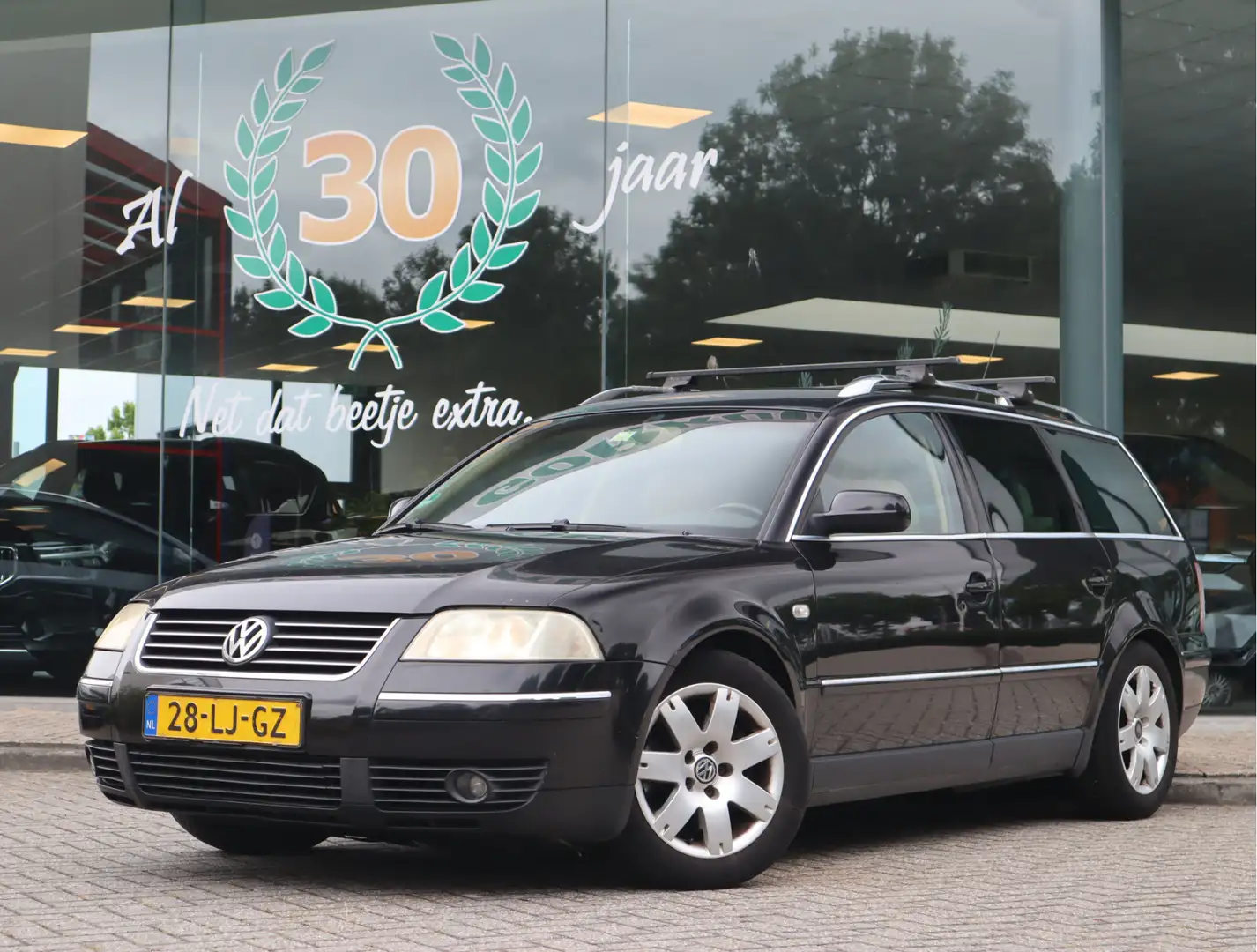 Volkswagen Passat Variant 2.3 V5 Highline / Koppeling Slipt Zwart - 1