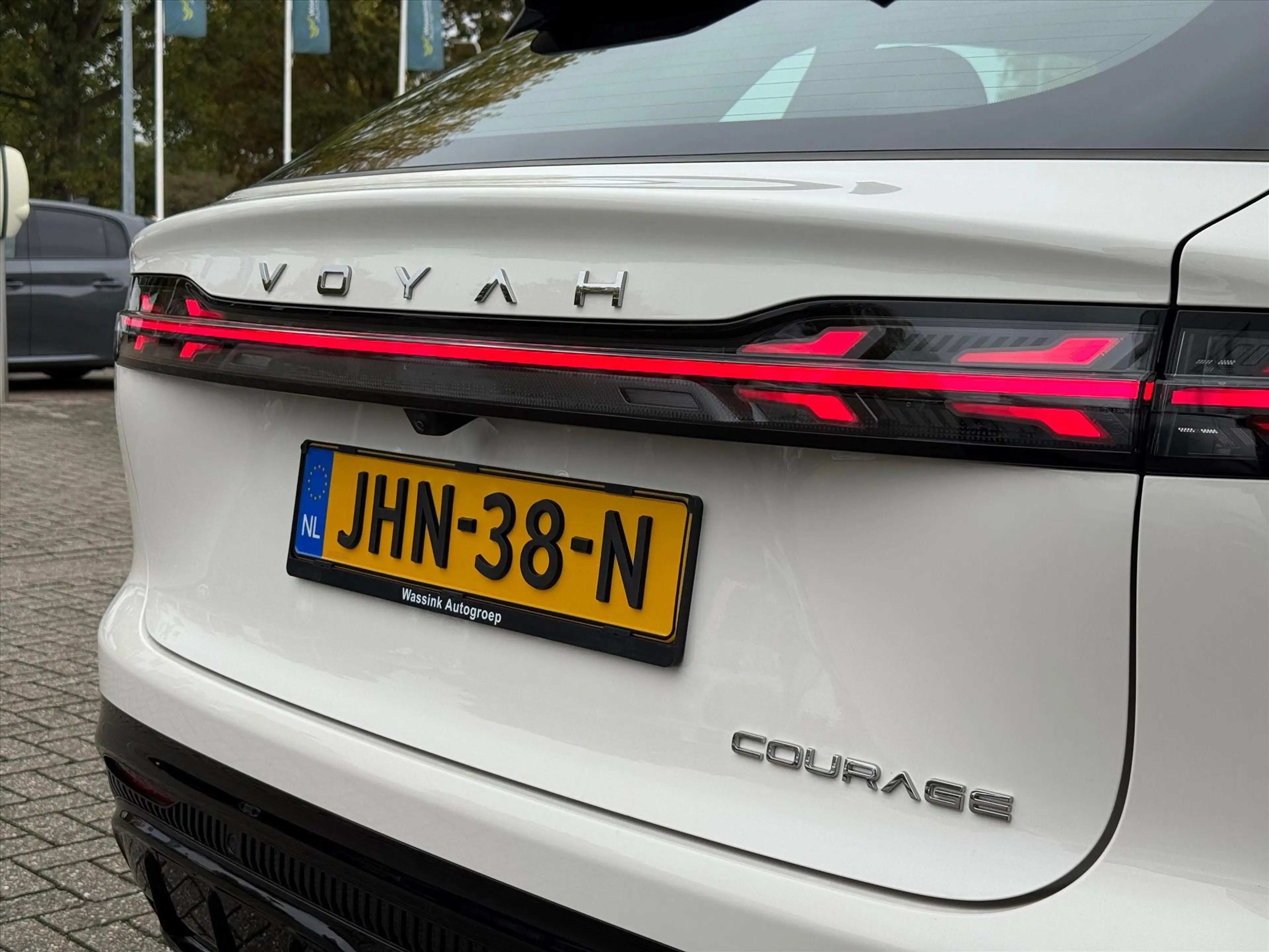 Voyah Courage BEV 80 kWh Performance Edition 4WD 435pk | 360° Ca — photo 18