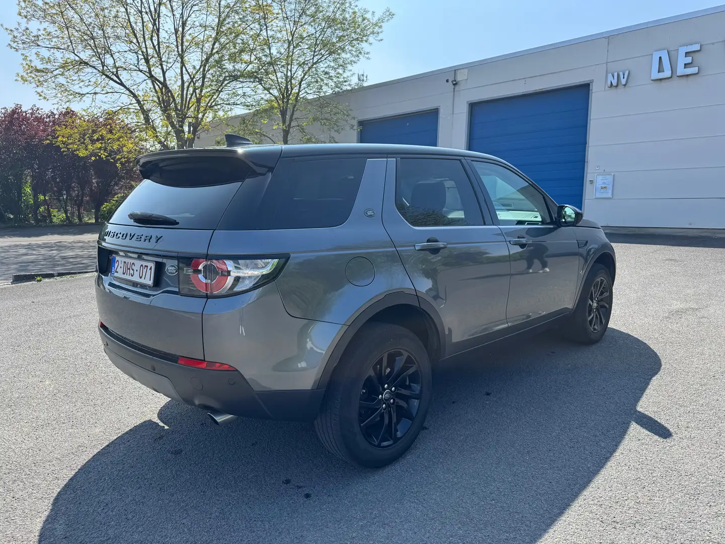 Land Rover Discovery Sport Discovery Sport D150 FWD S Grijs - 2