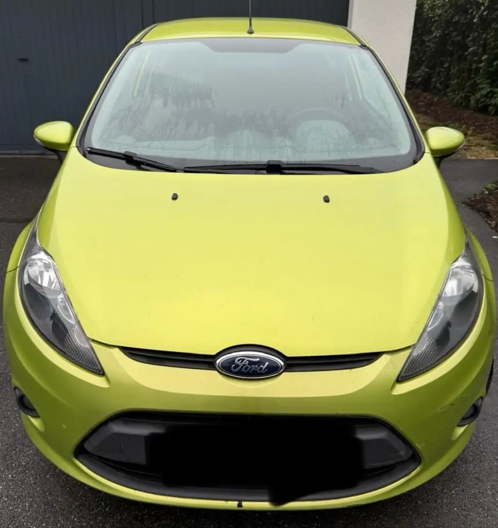 Ford Fiesta 1.6 diesel euro 5 Groen - 1