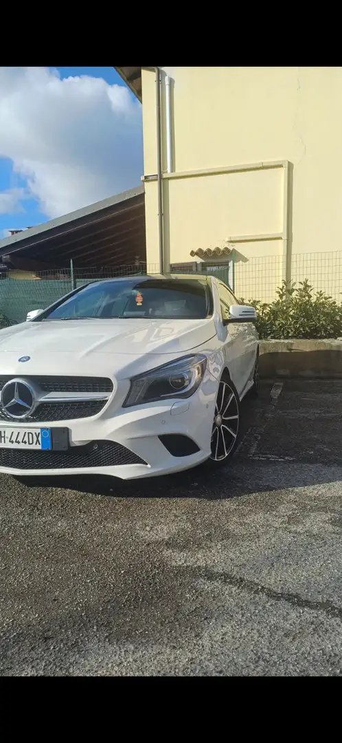 Mercedes-Benz CLA 220 Shooting Brake d Premium Dark Night auto - 1