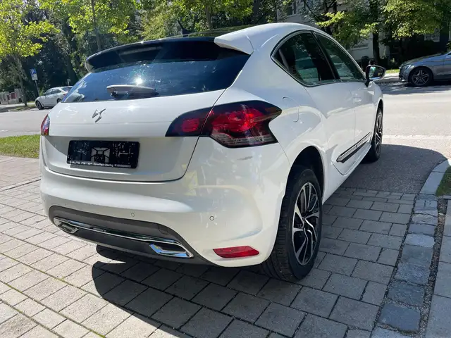 Citroen DS4 view 5