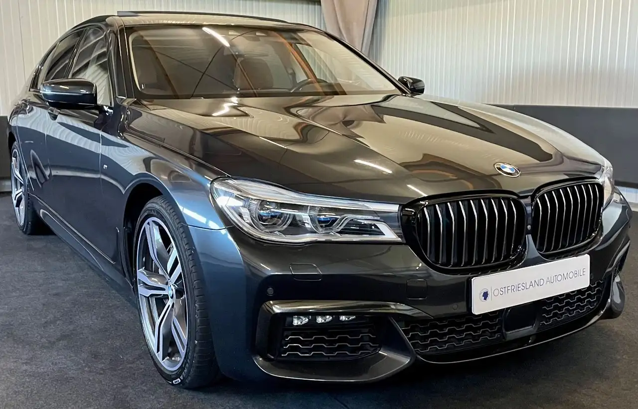 BMW 750
