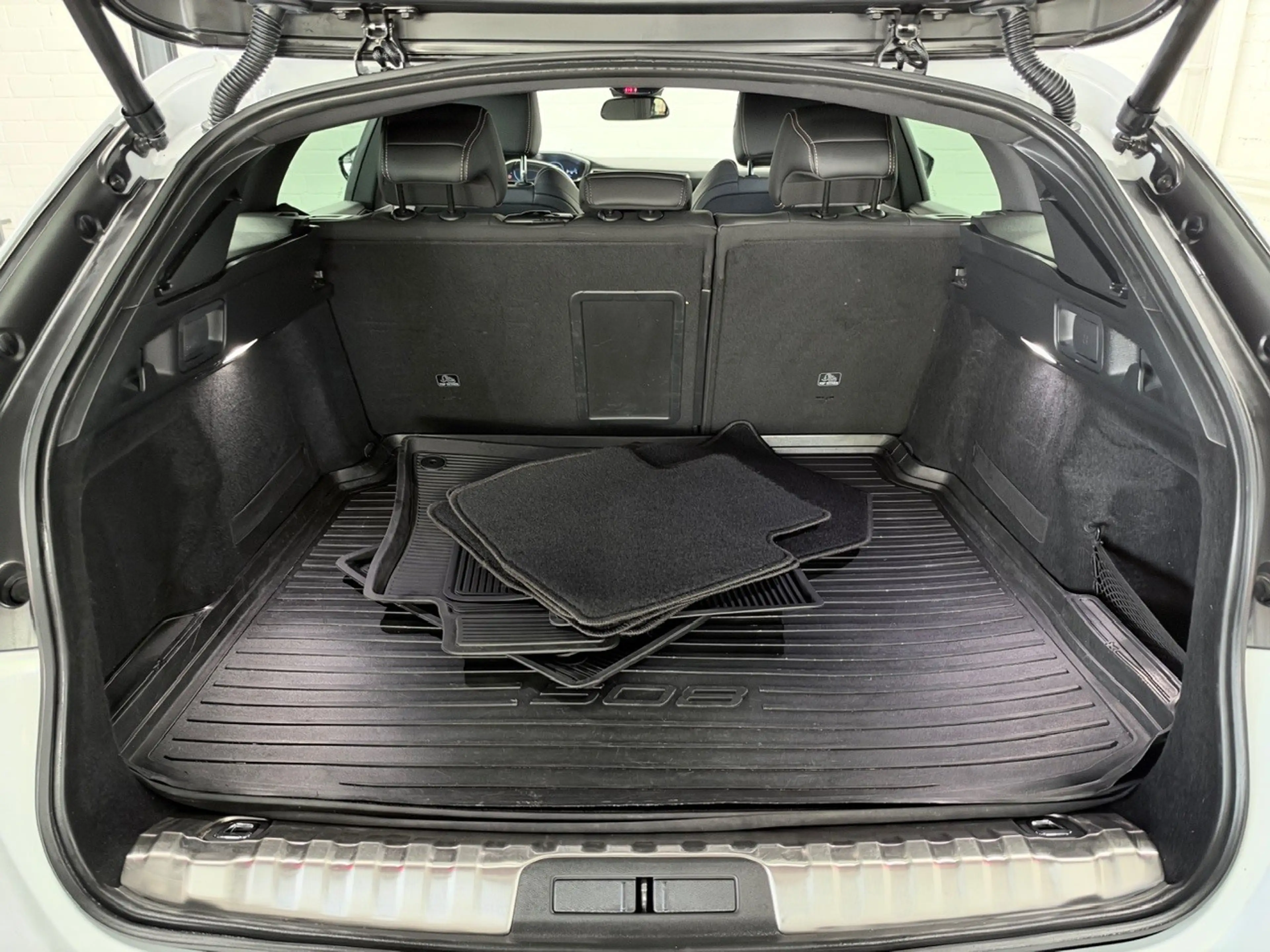 Peugeot 508 SW BlueHDi 130 EAT8 Allure   ACC   TOTW. — photo 14