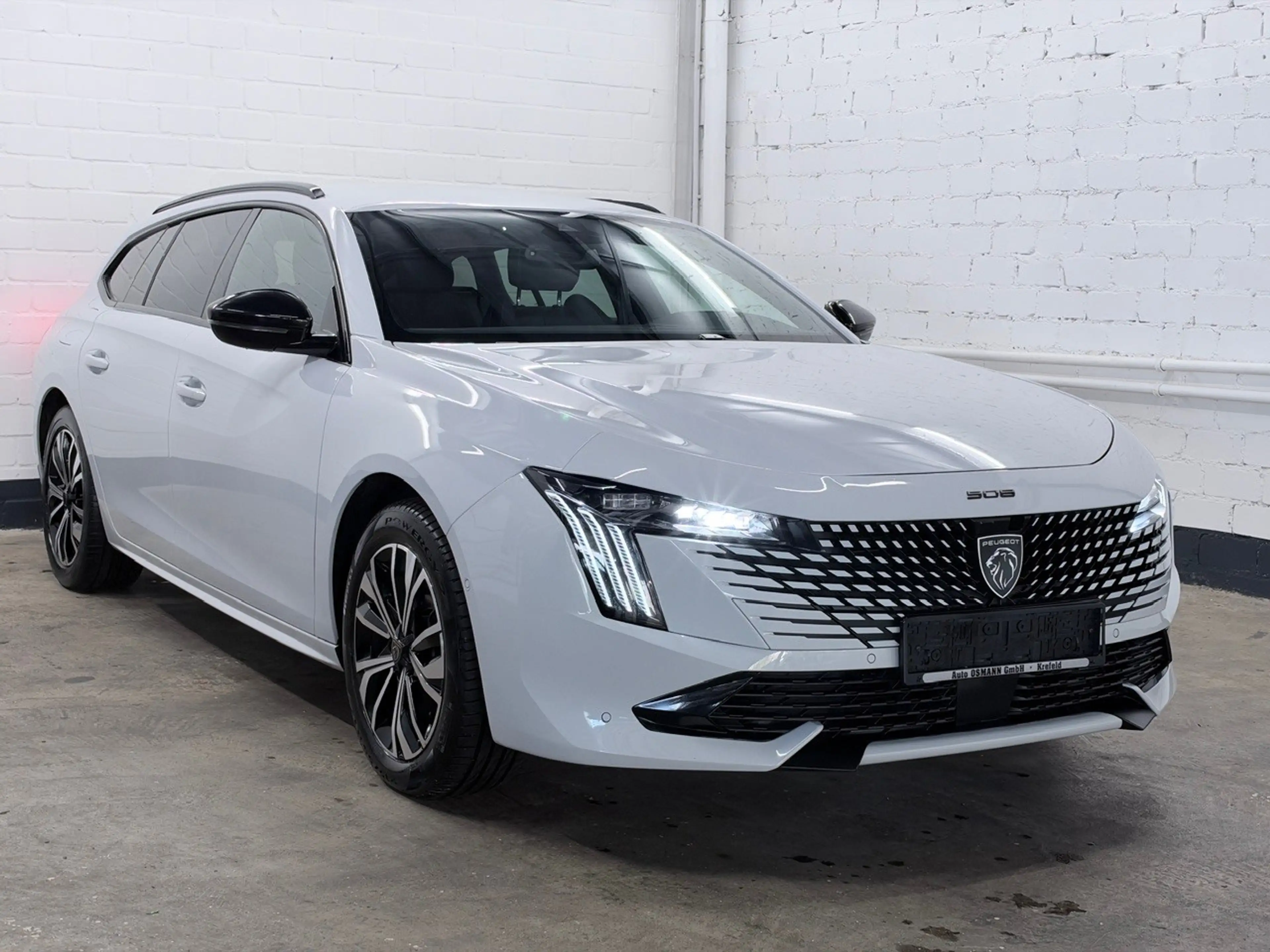 Peugeot 508 SW BlueHDi 130 EAT8 Allure   ACC   TOTW. — photo 2