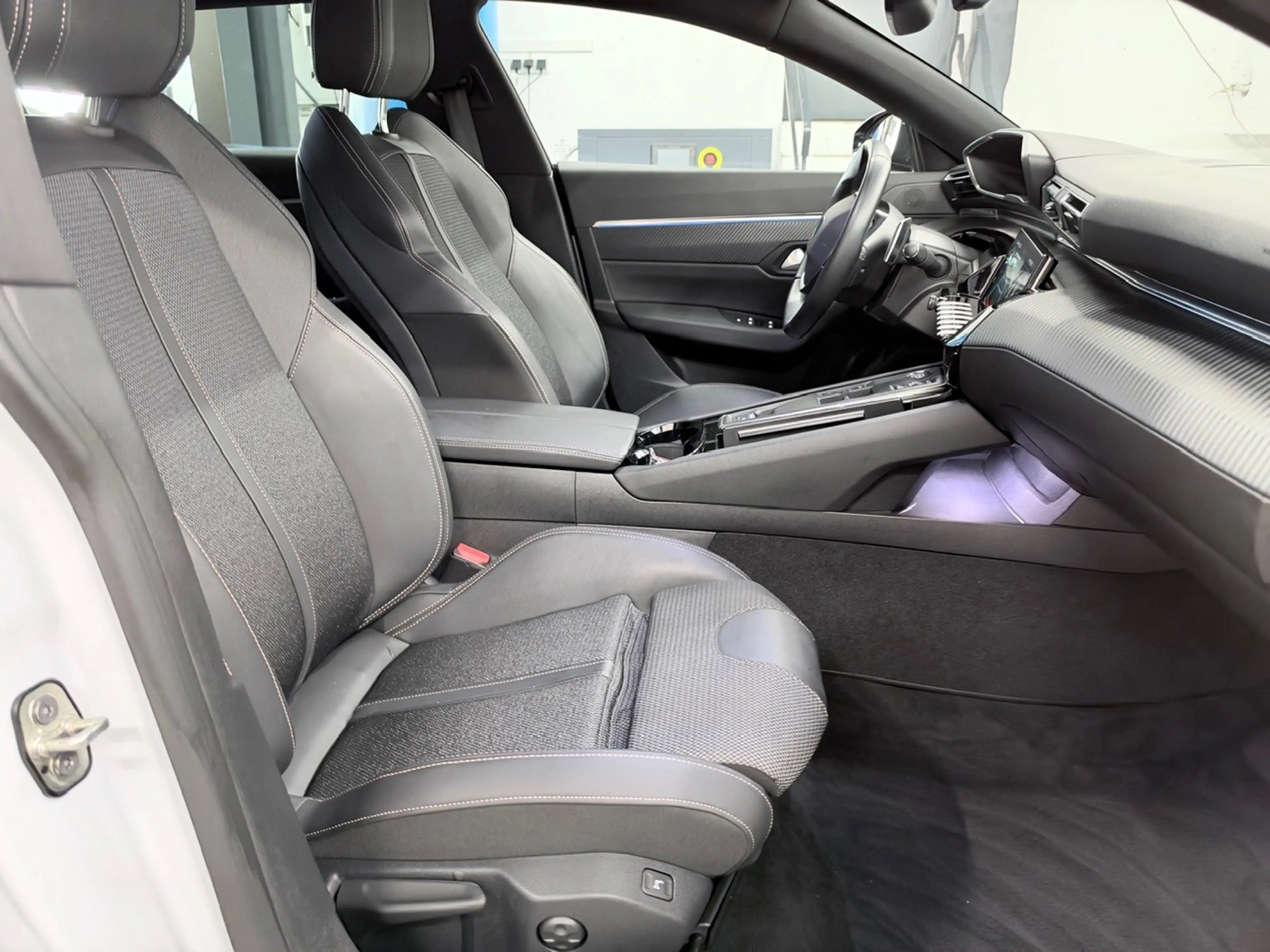 Peugeot 508 SW BlueHDi 130 EAT8 Allure   ACC   TOTW. — photo 13