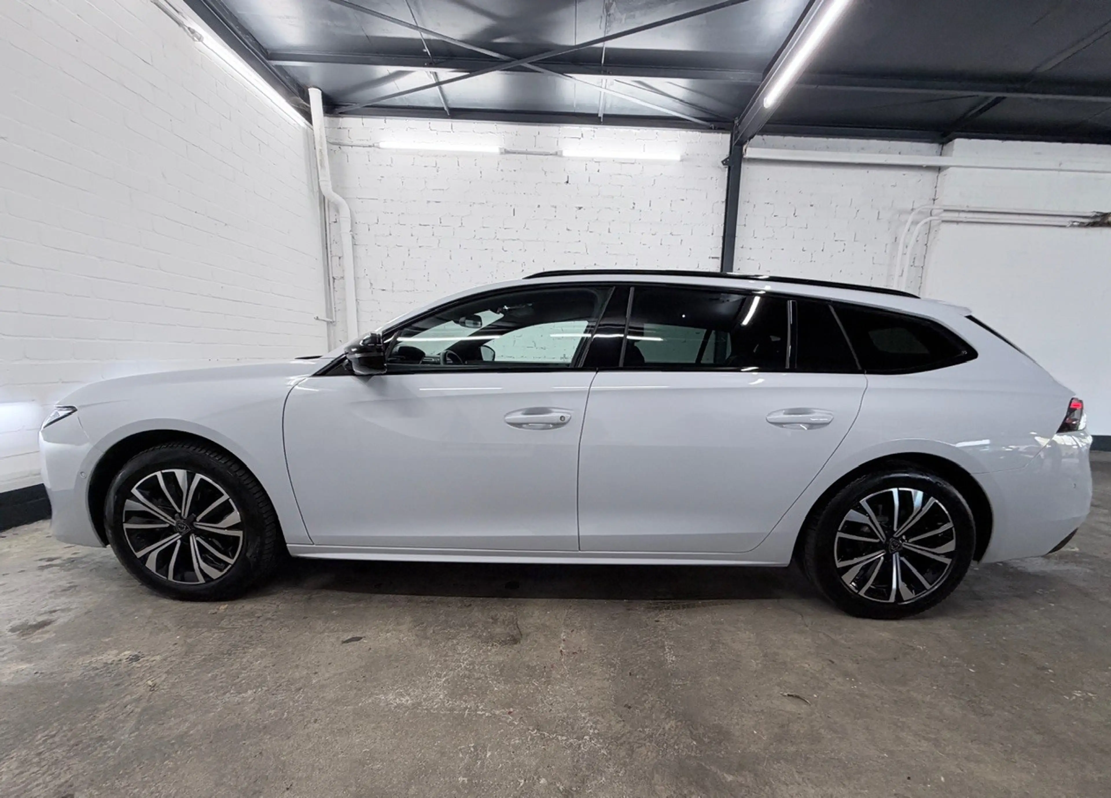 Peugeot 508 SW BlueHDi 130 EAT8 Allure   ACC   TOTW. — photo 8