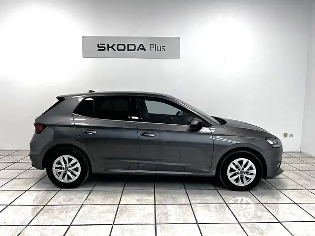 Skoda Fabia view 3