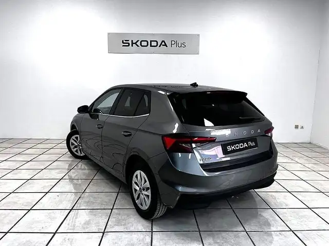 Skoda Fabia view 2