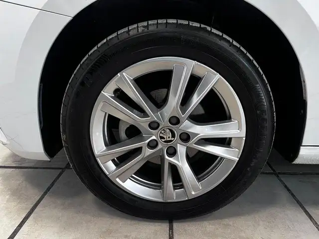 Skoda Fabia view 8