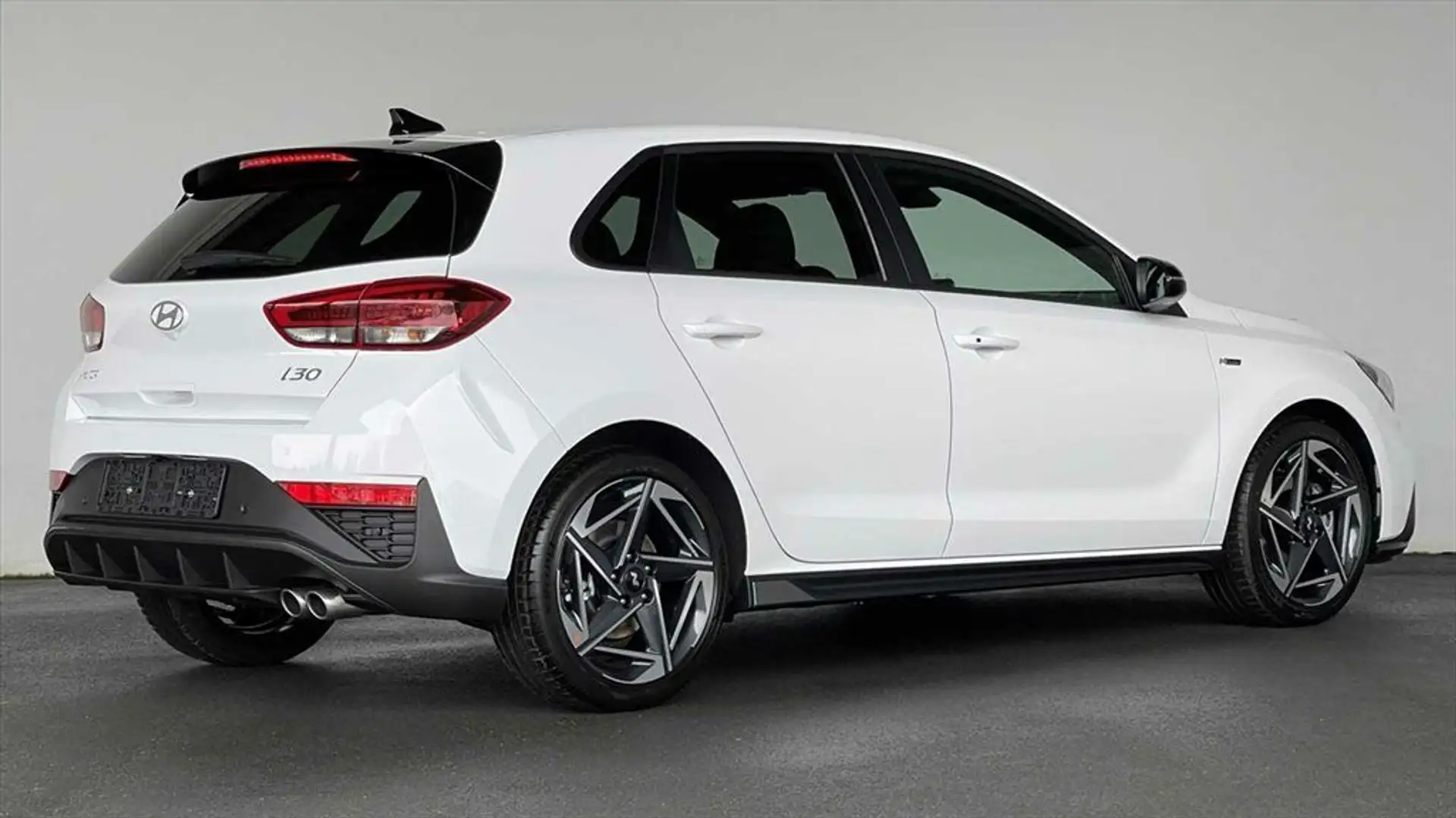 Hyundai i30 III Hatchback 1,5 T-GDi N-Line Keyless Navi Weiß - 2