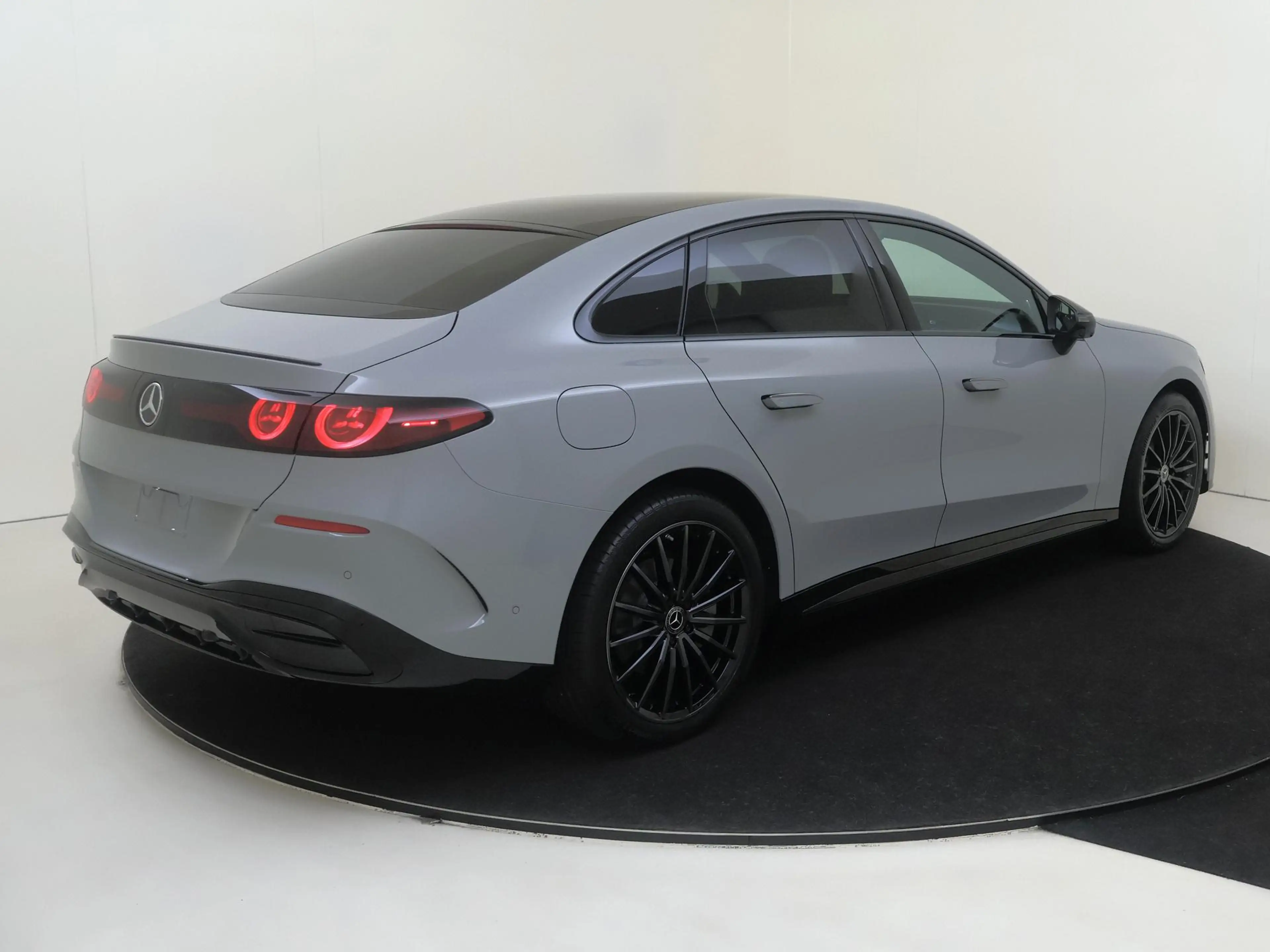 Mercedes-Benz C 400 4MATIC Launch Edition 94 kWh / Winterpakket / Sky- — photo 4