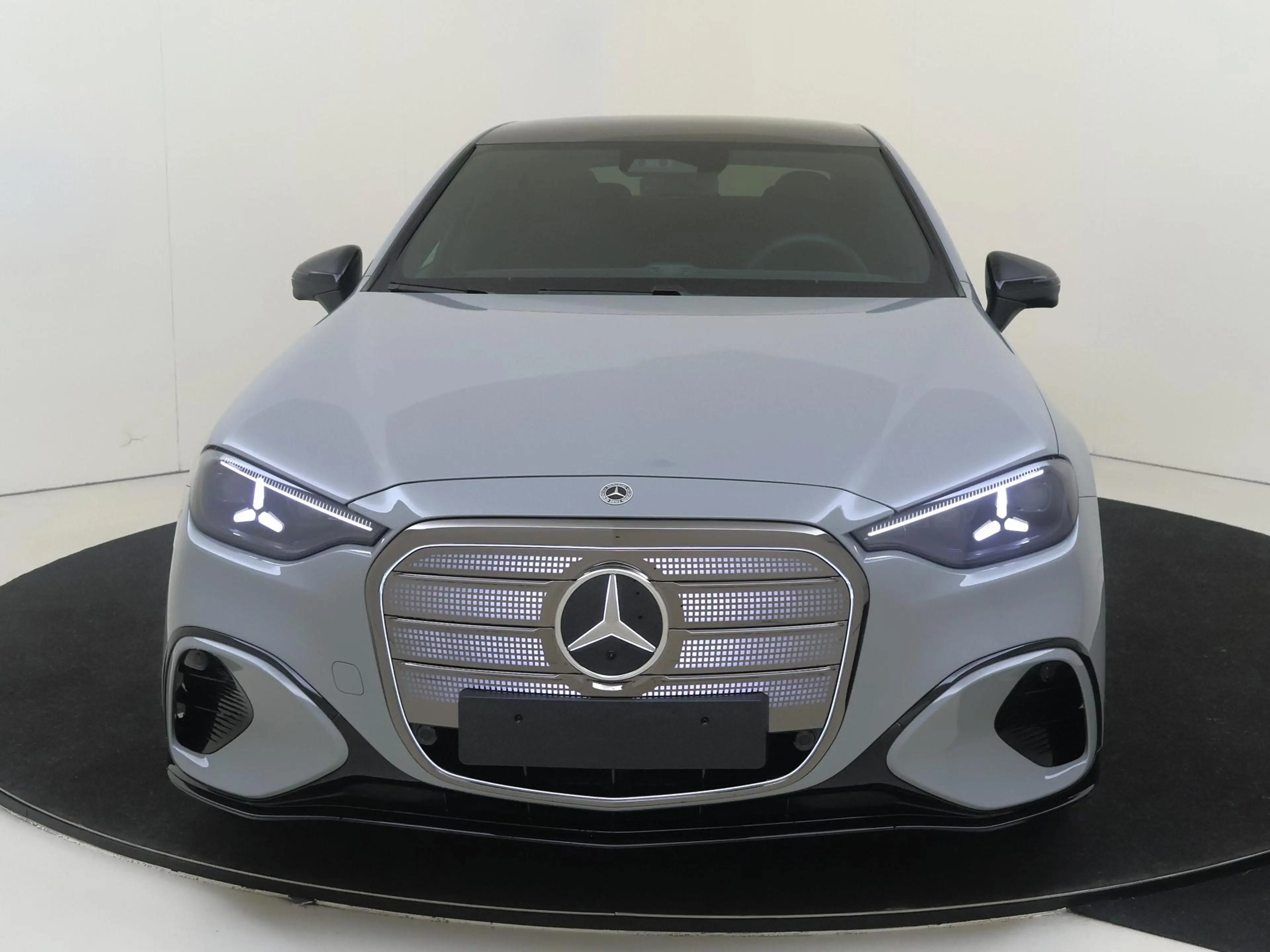 Mercedes-Benz C 400 4MATIC Launch Edition 94 kWh / Winterpakket / Sky- — photo 6