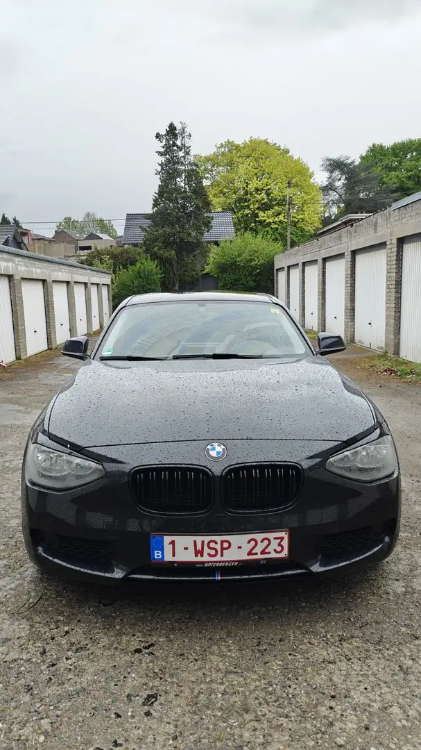 BMW 114 114i - 1