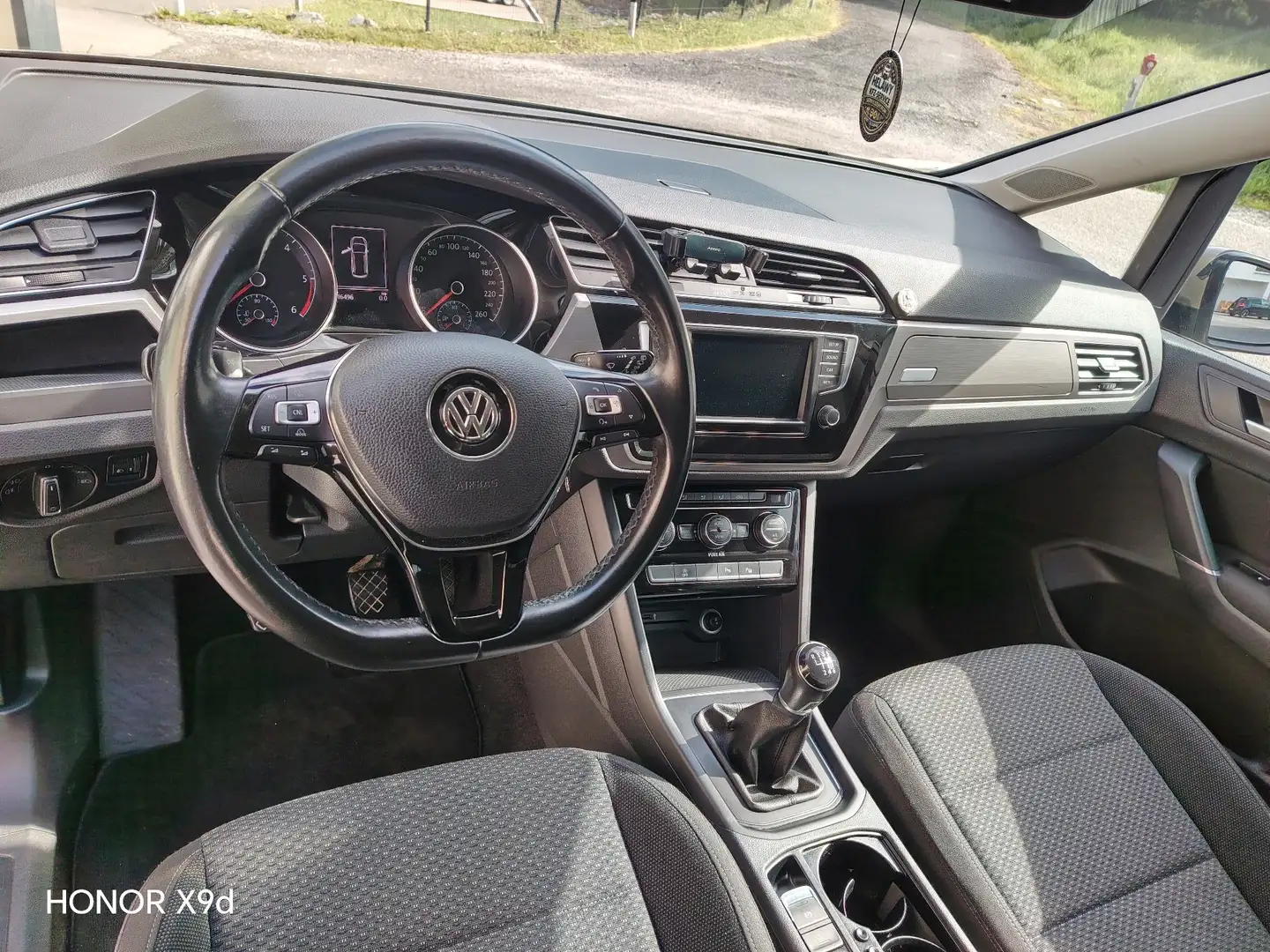 Volkswagen Touran Highline 1,6 SCR TDI - 1