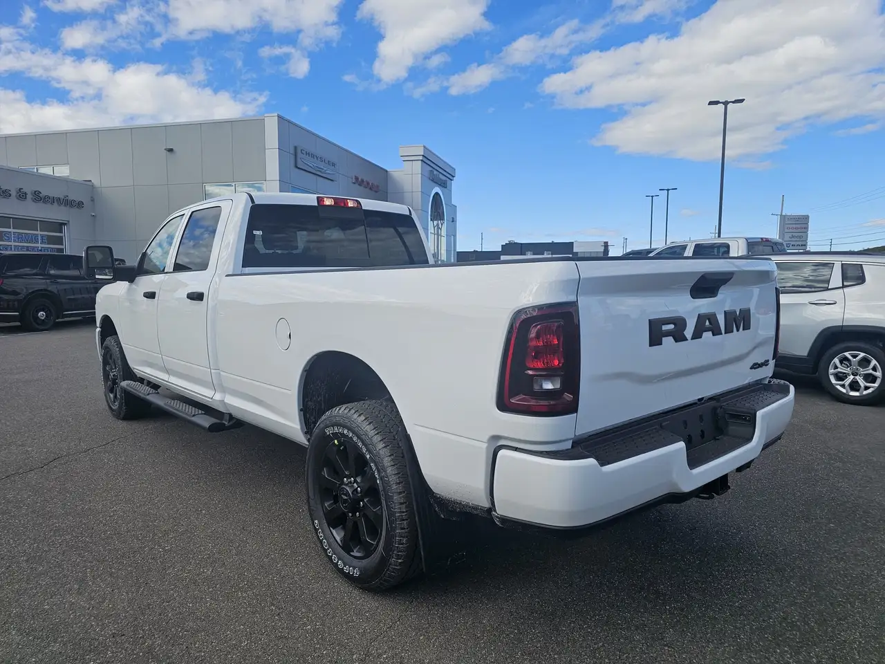 RAM 2500 снимка RAM 2500