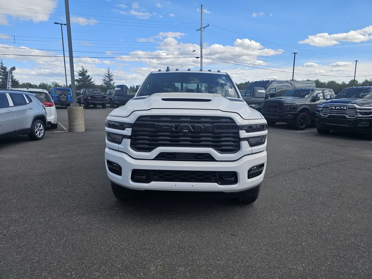 RAM 2500 снимка RAM 2500