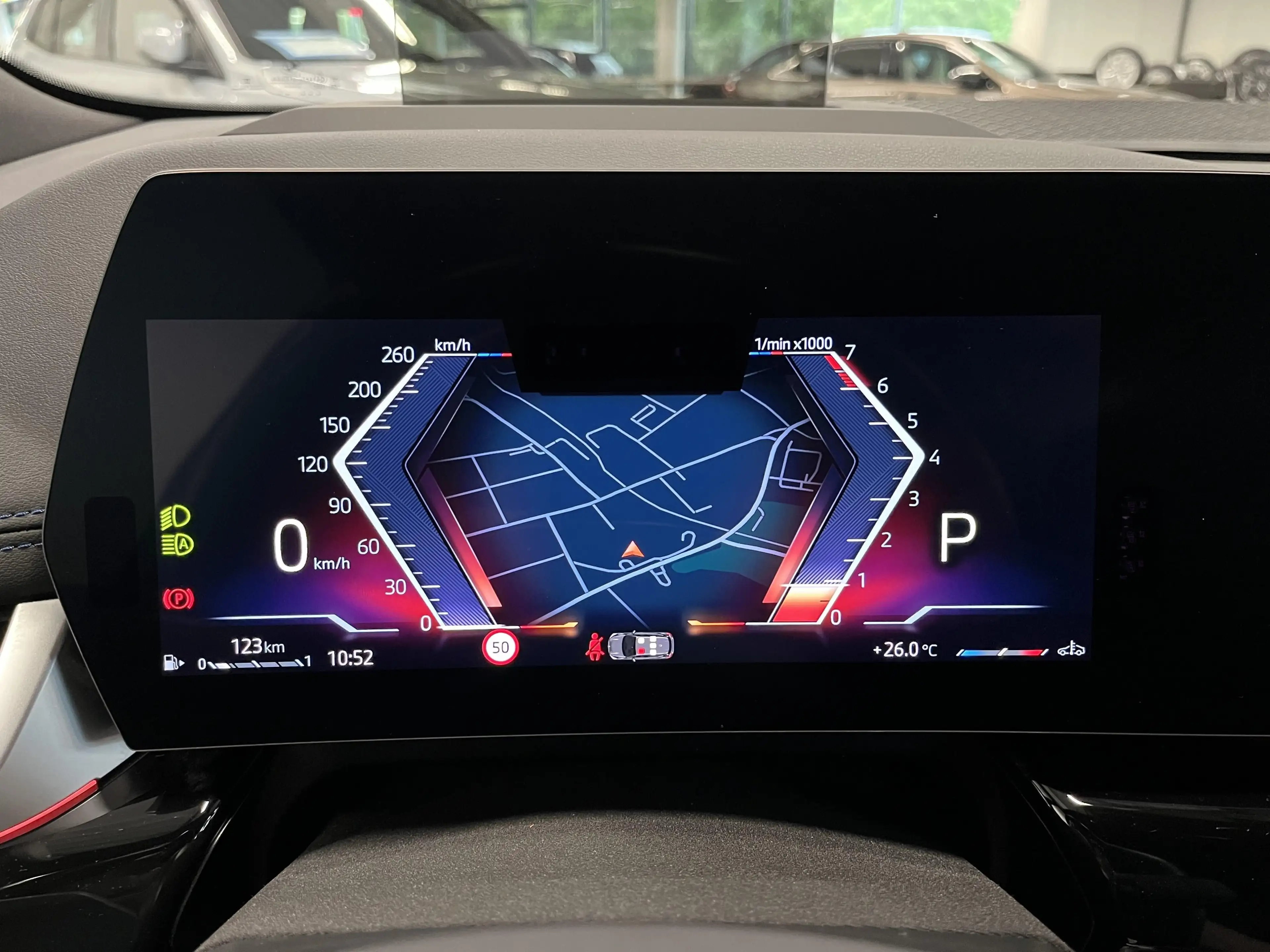 BMW 223 i XDRIVE M Sport HUD ACC AHK RFK NAVI LED LM — photo 14