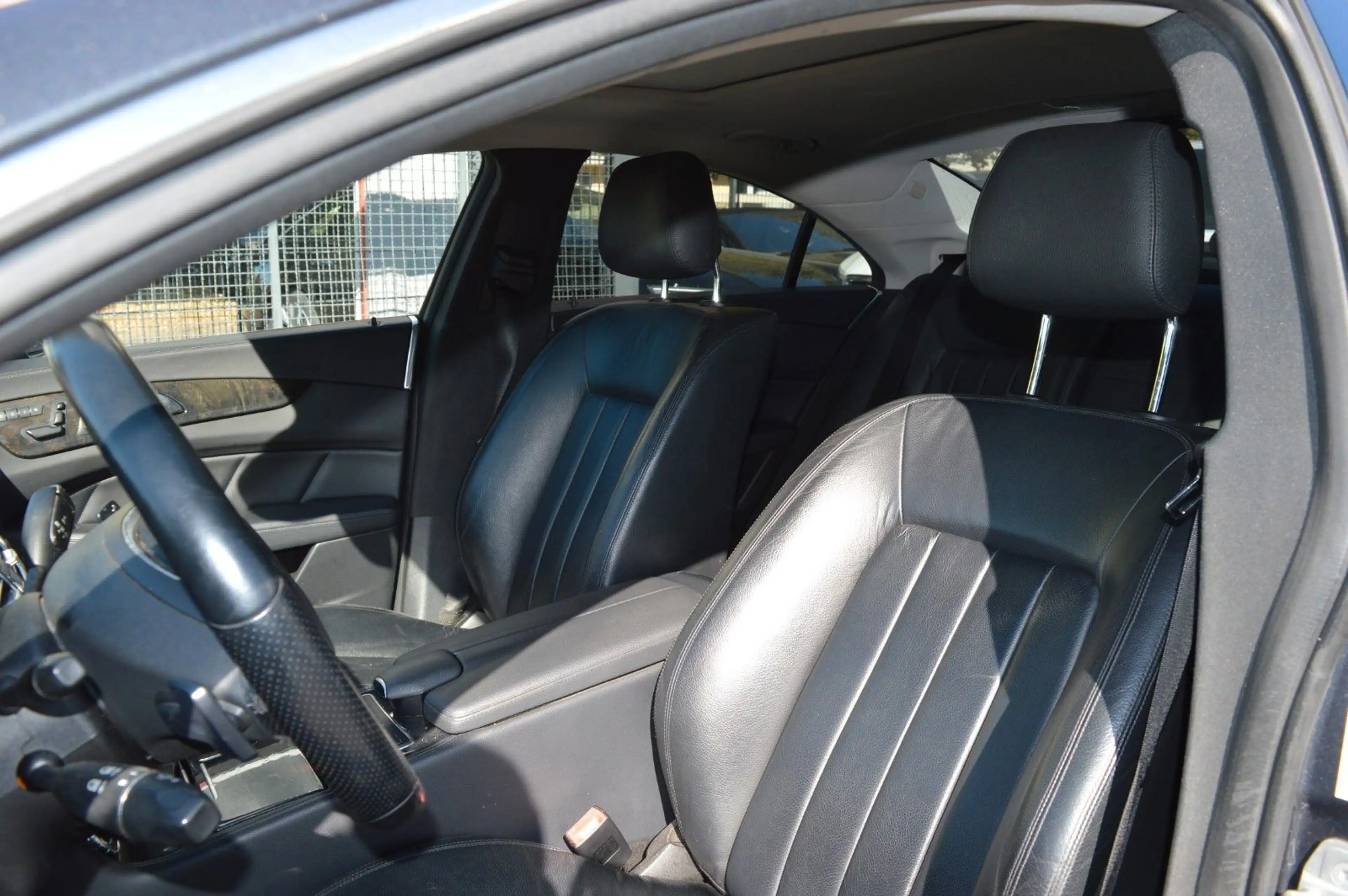 Mercedes-Benz CLS 350 BlueEfficiency — photo 9