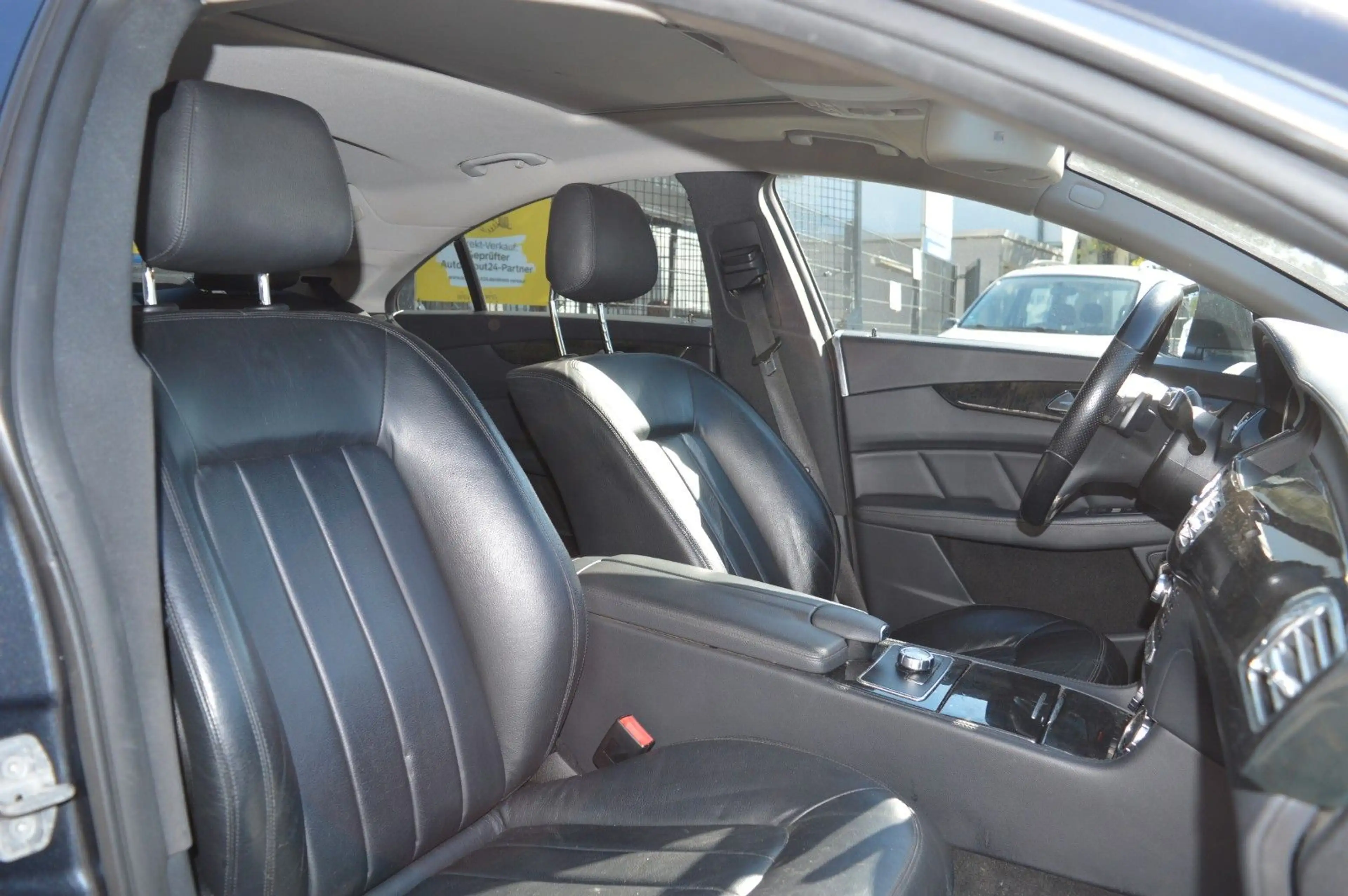 Mercedes-Benz CLS 350 BlueEfficiency — photo 10