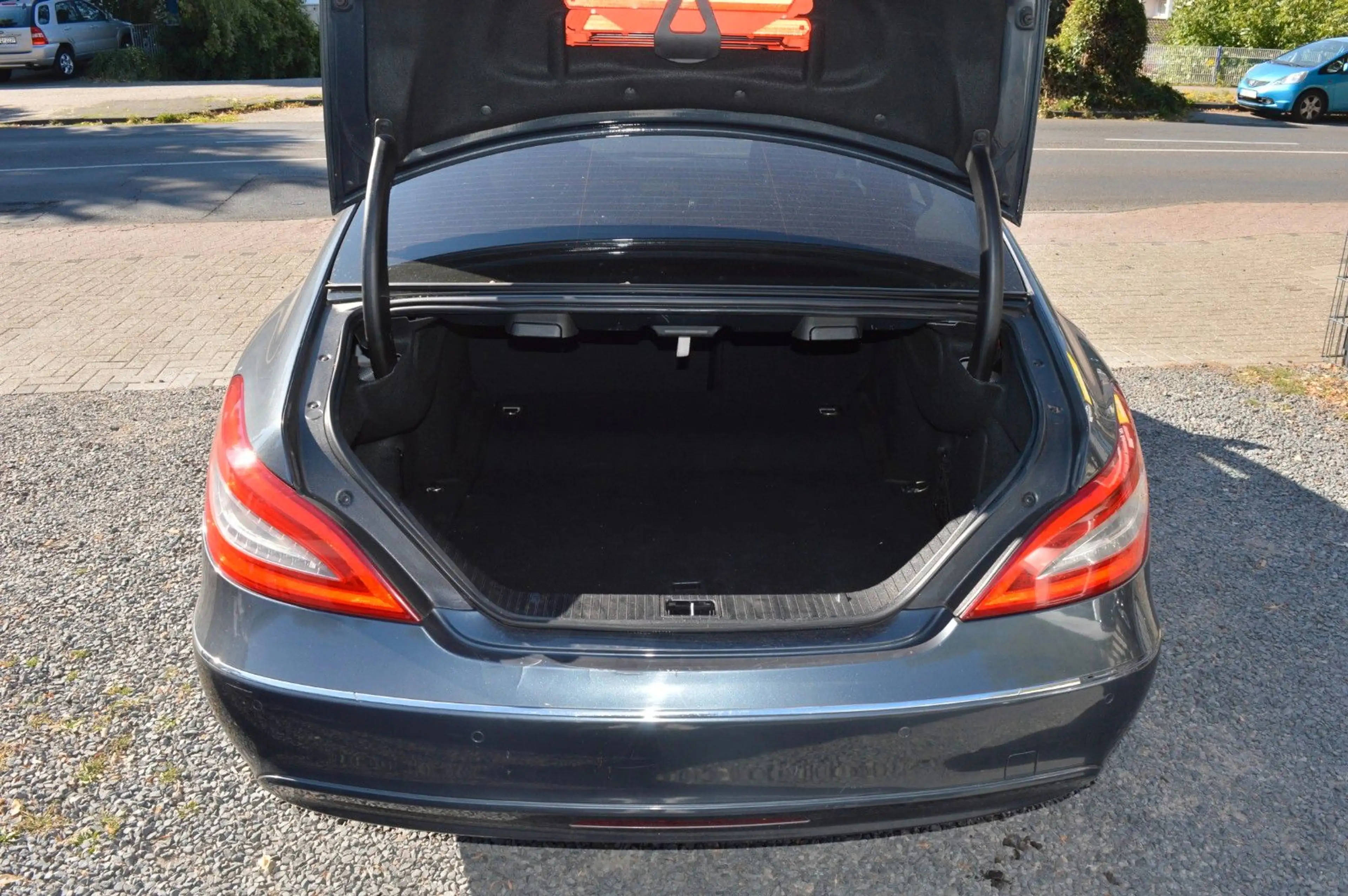 Mercedes-Benz CLS 350 BlueEfficiency — photo 13