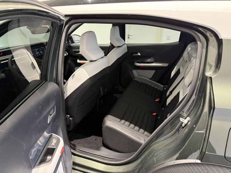Citroen C3 Aircross Ë-C3 Max 113pk 44 kWh | Apple Carplay & Android Au — photo 9