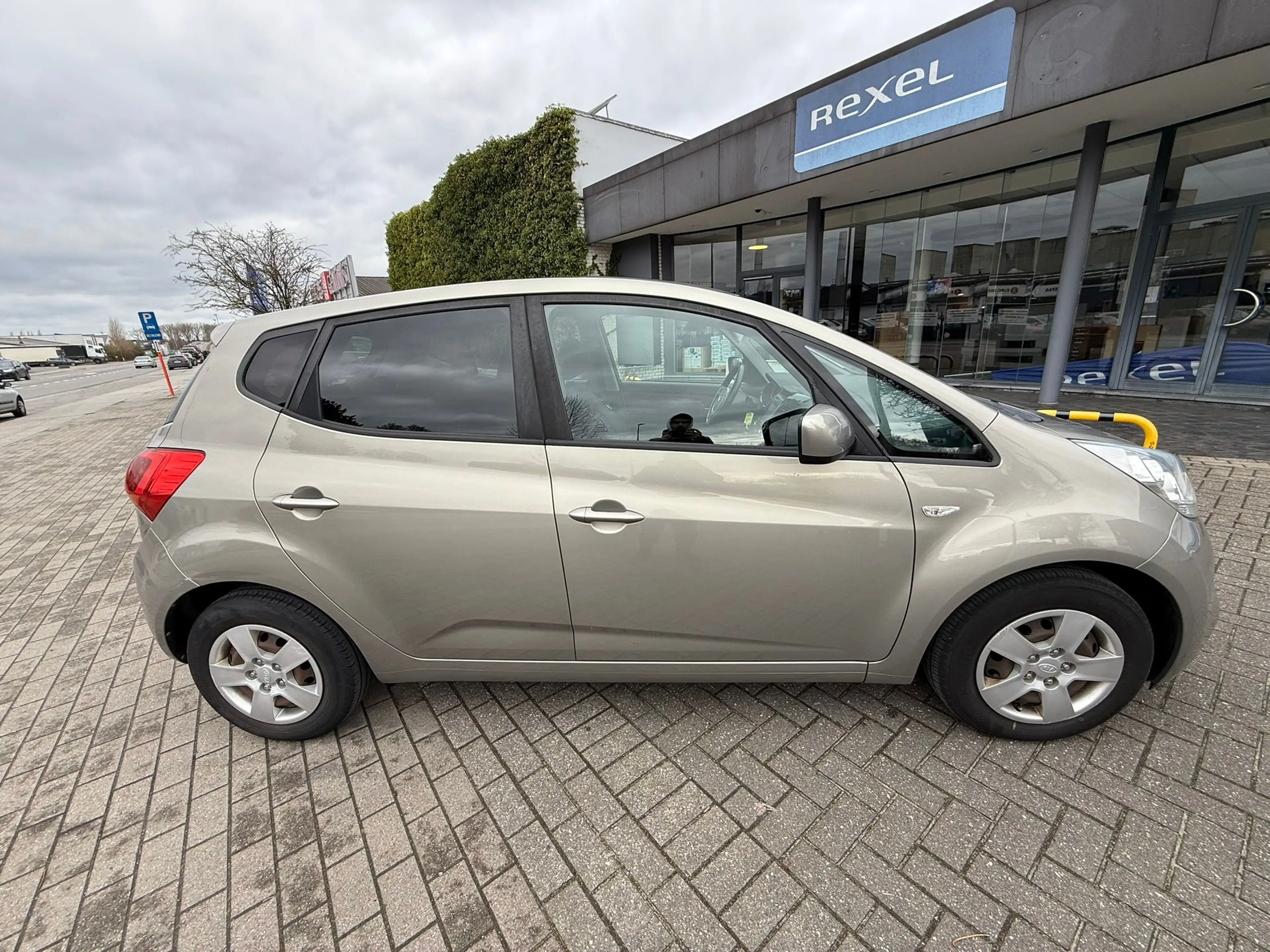 Kia Venga Venga 1.4i World Edition ISG GARANTIE 1 AN/JAAR — photo 5