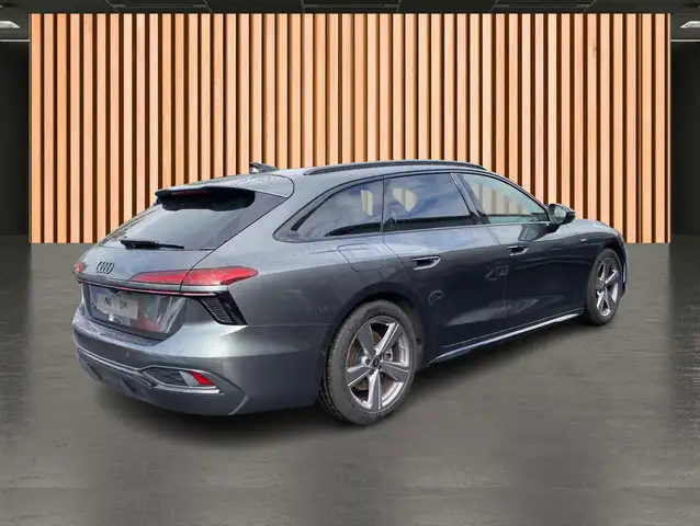 Audi A6 view 5