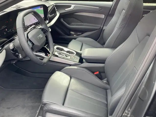 Audi A6 view 8