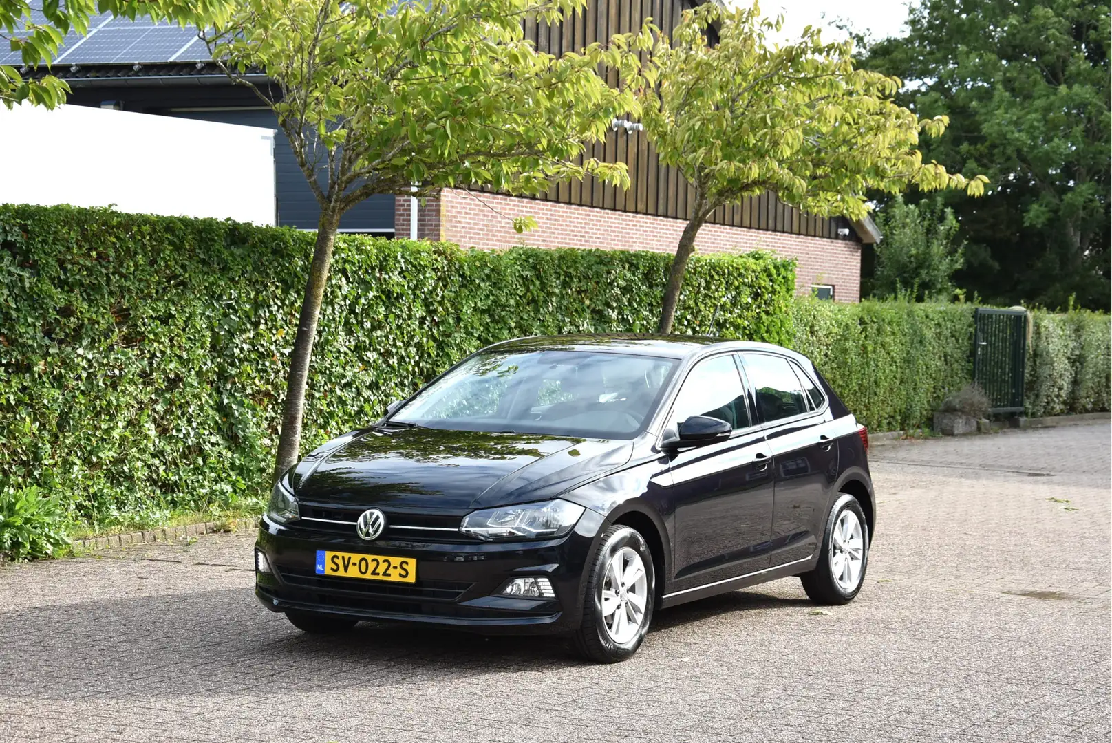 Volkswagen Polo 1.0 TSI 96 PK Navi Carplay NAP in Topstaat! Comfor Schwarz - 1