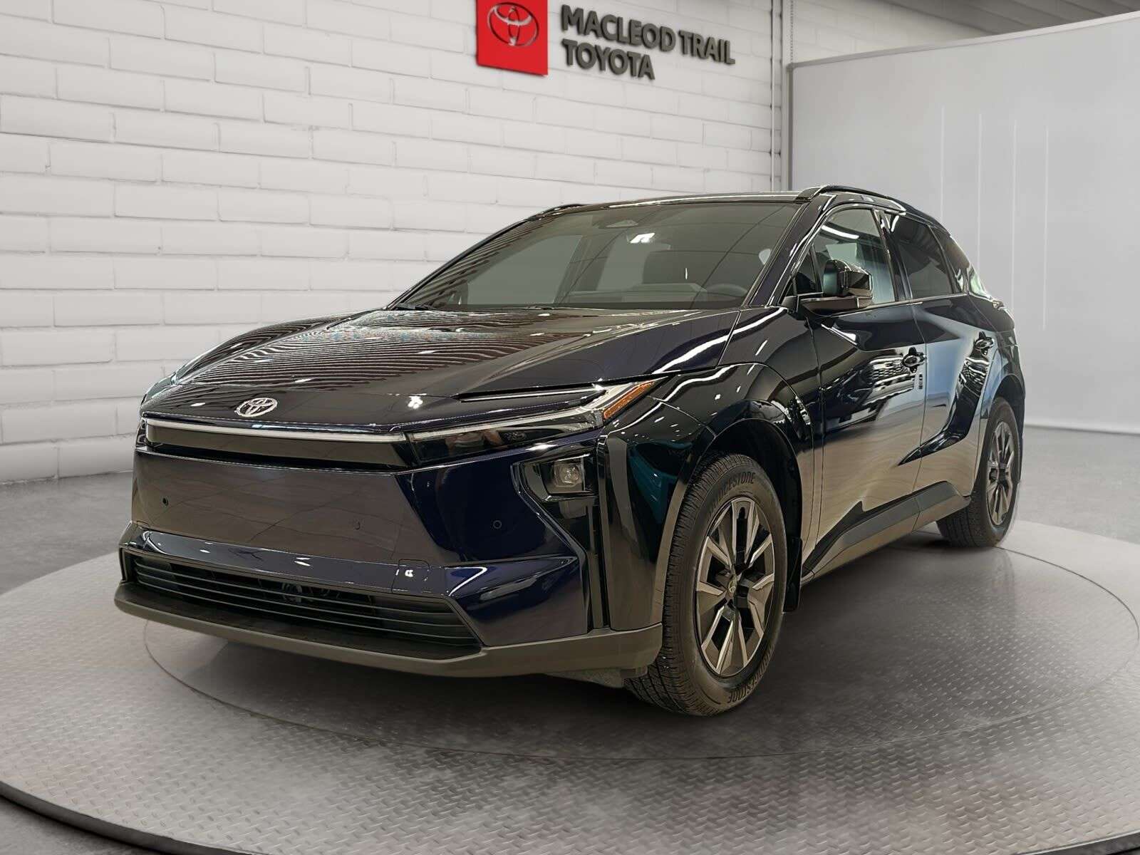 2026 Toyota bZ XLE | AWD | FULLY ELECTRIC | HEATED SEATS | LOW KM