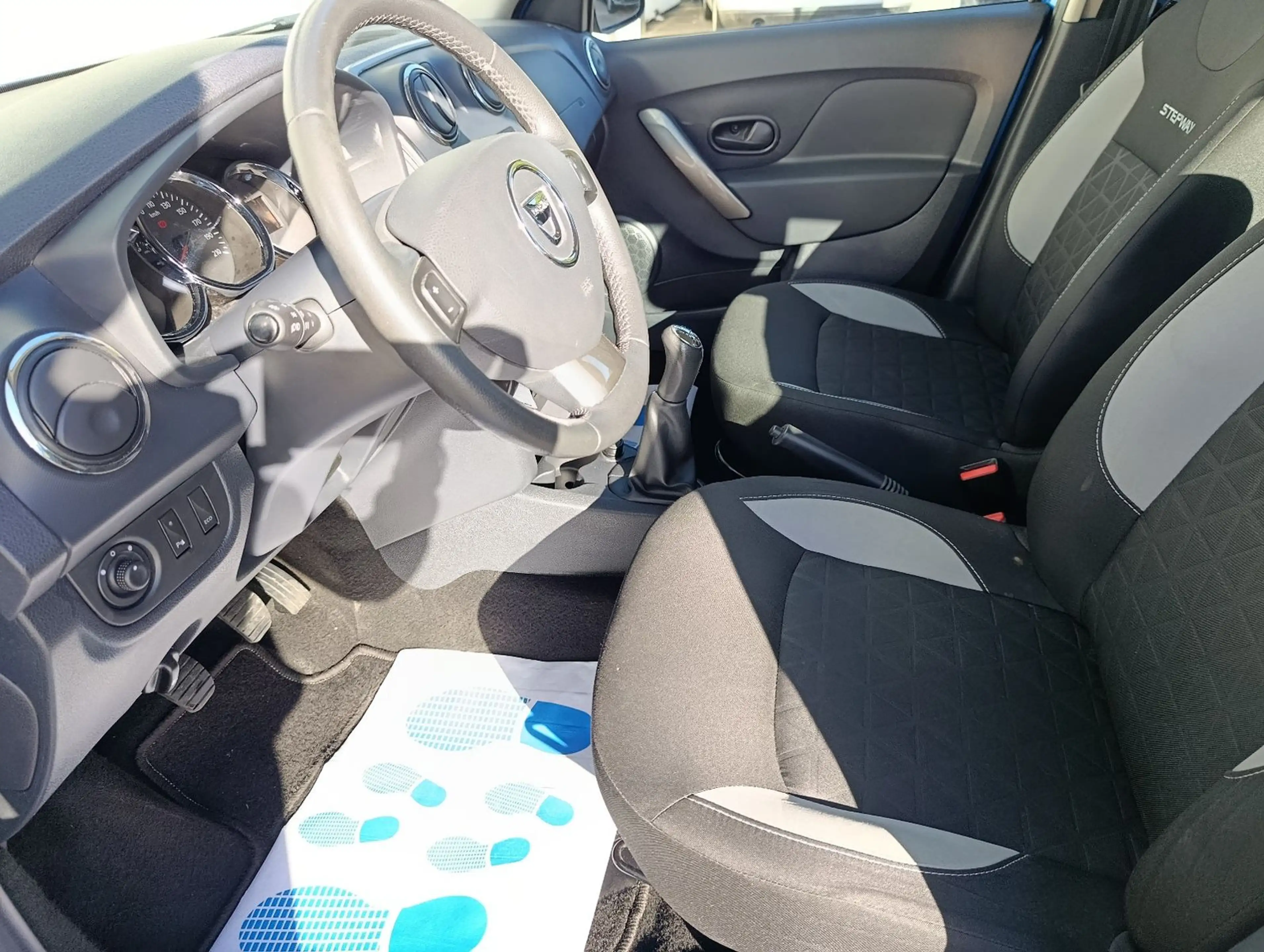 Dacia Sandero II Stepway Prestige Klima Navi Tempomat — photo 10