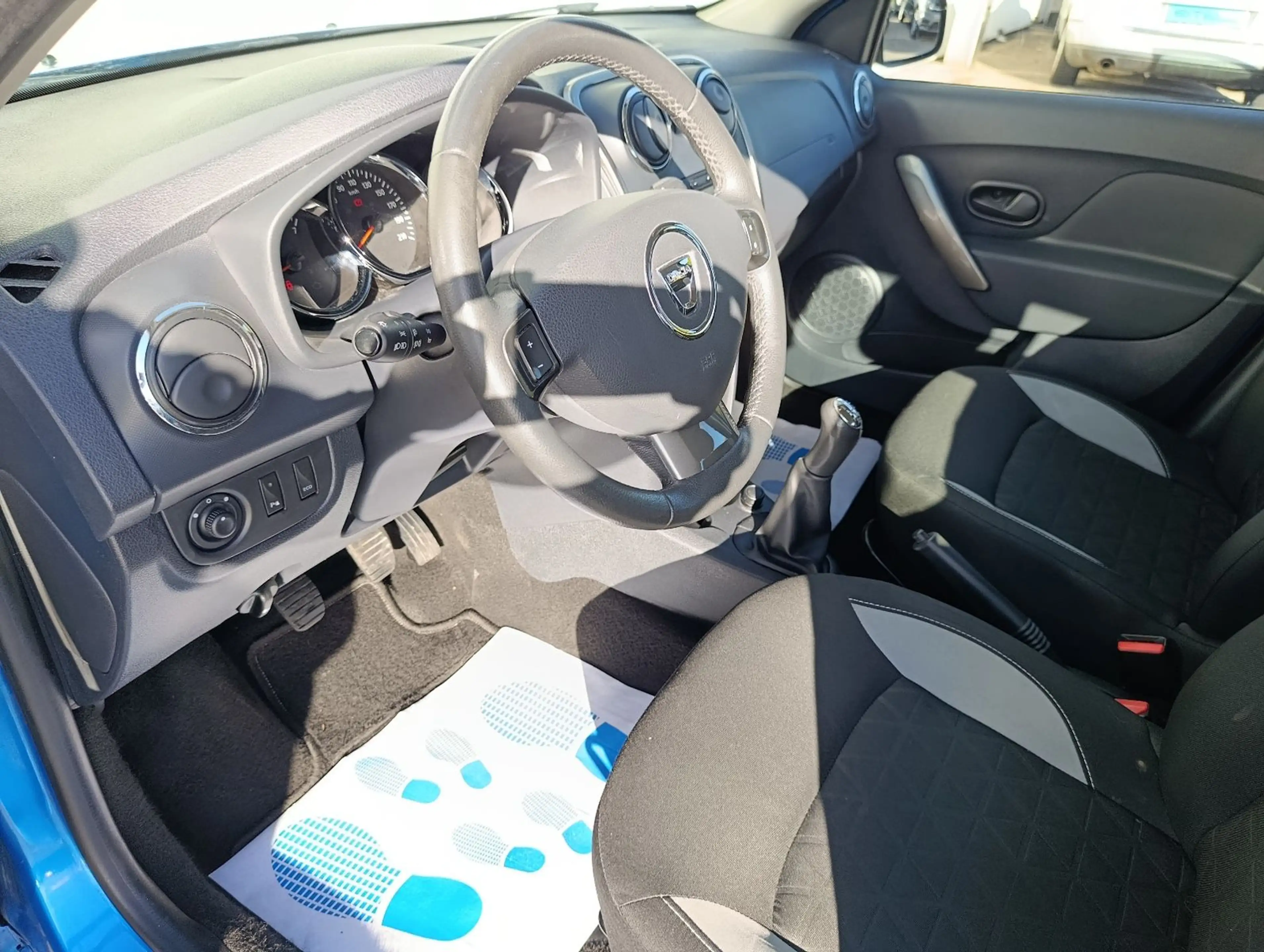 Dacia Sandero II Stepway Prestige Klima Navi Tempomat — photo 9