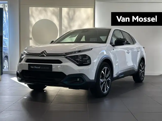 Citroen E-C4 X Shine 50 kWh | Camera | Navigatie | Stoelverwarmin