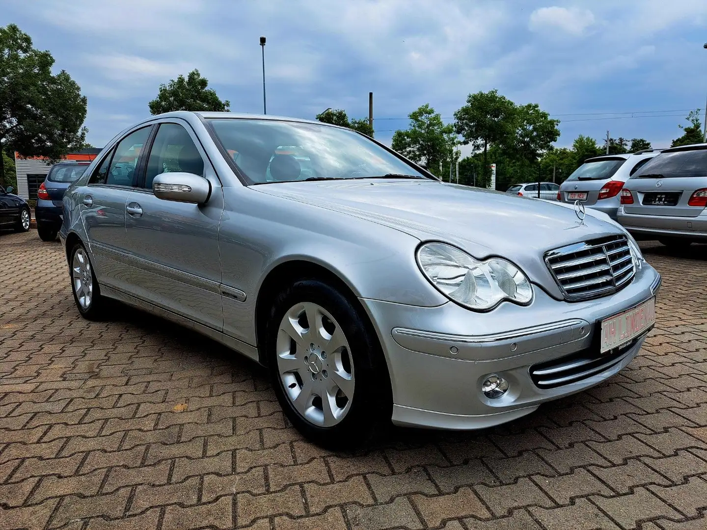 Mercedes-Benz C 180 - Automatik - Argent - 2