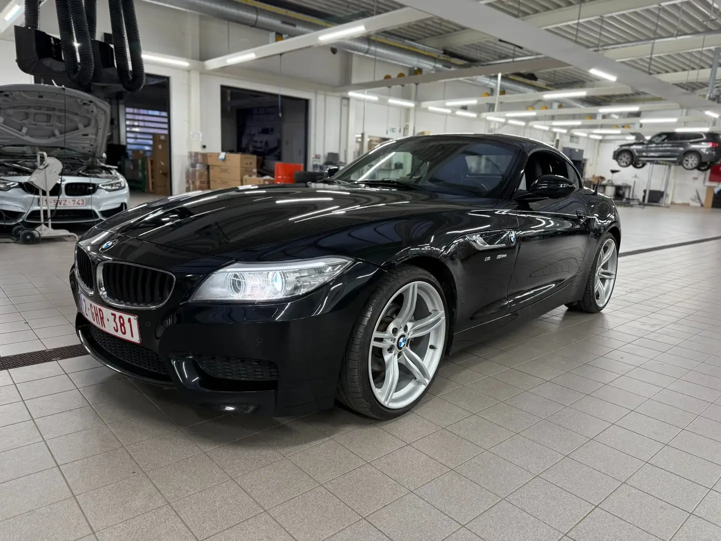 BMW Z4 Z4 sDrive18i M Sport Pack Чорний - 1