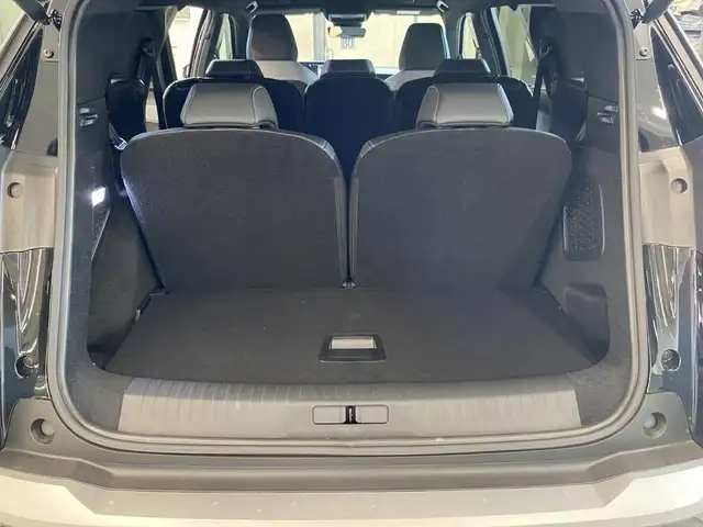 Peugeot 5008 view 10