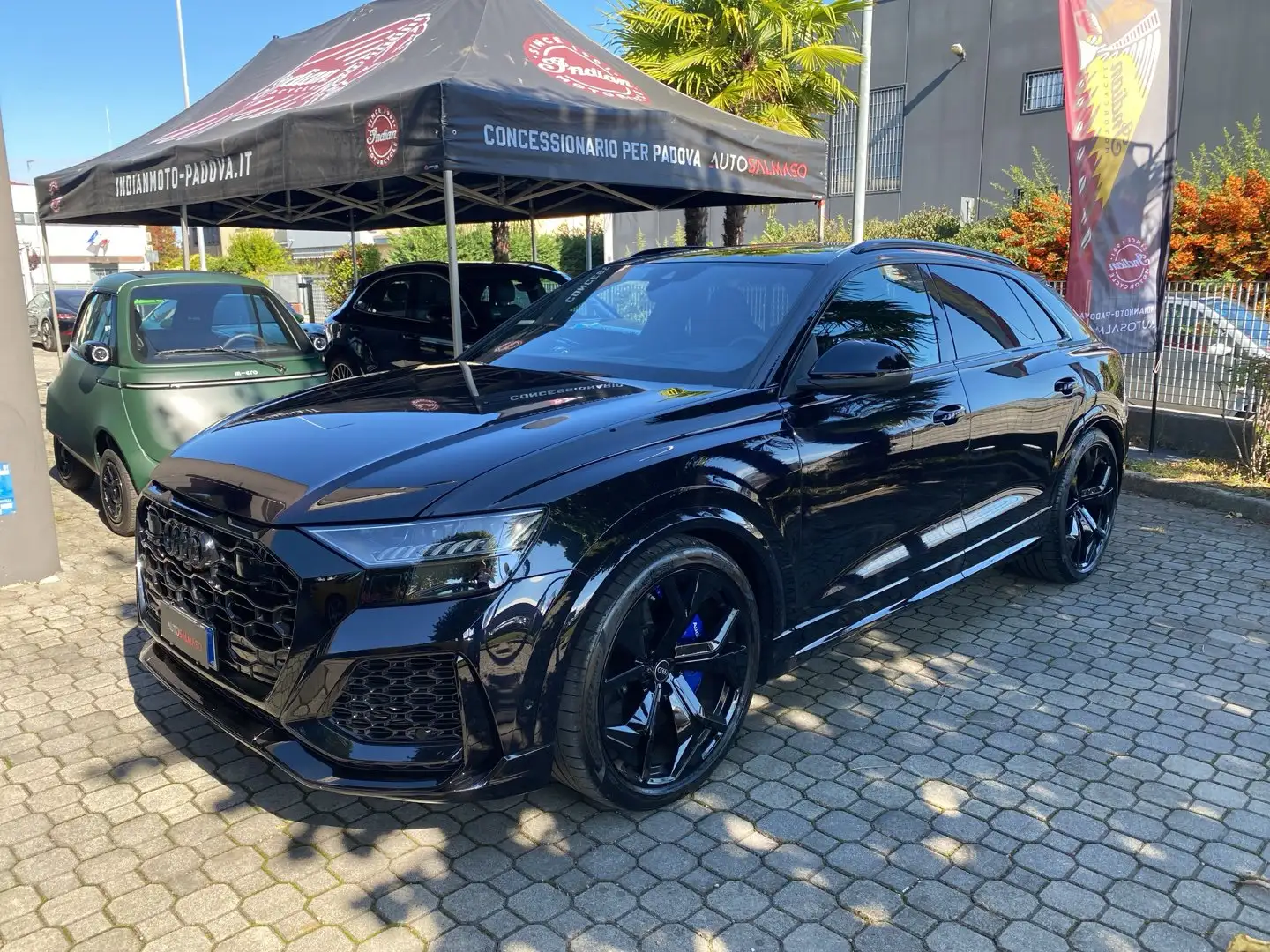 Audi RS Q8 RS Q8 TFSI 4.0 V8 quattro tiptronic 600 CV Noir - 1