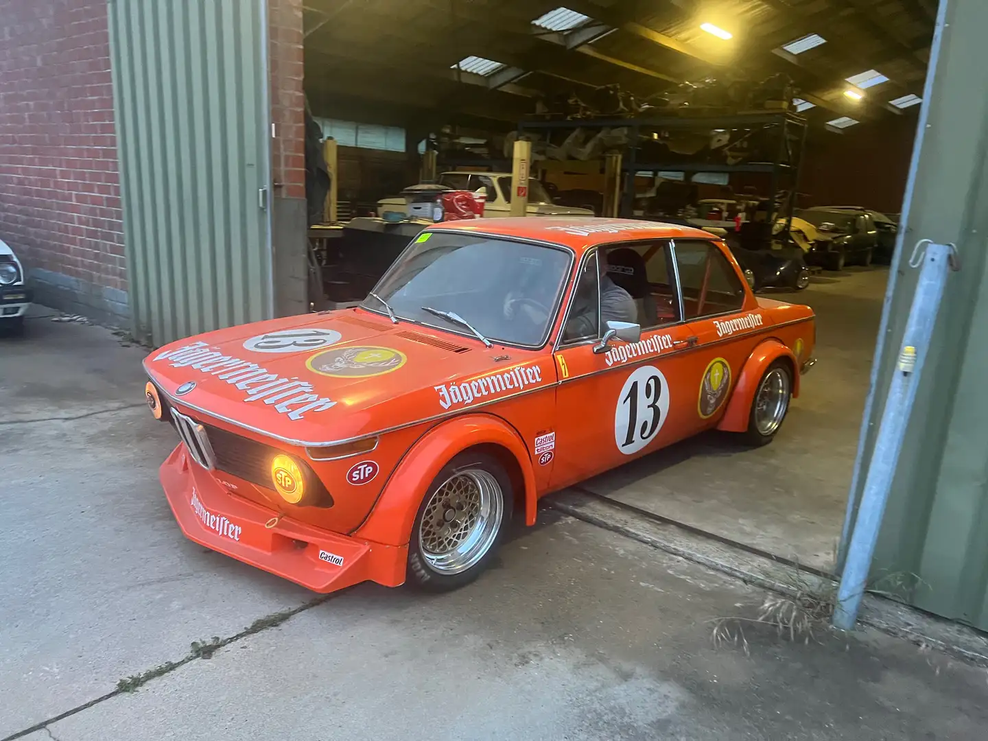 BMW 2002 jaegermeister Orange - 2