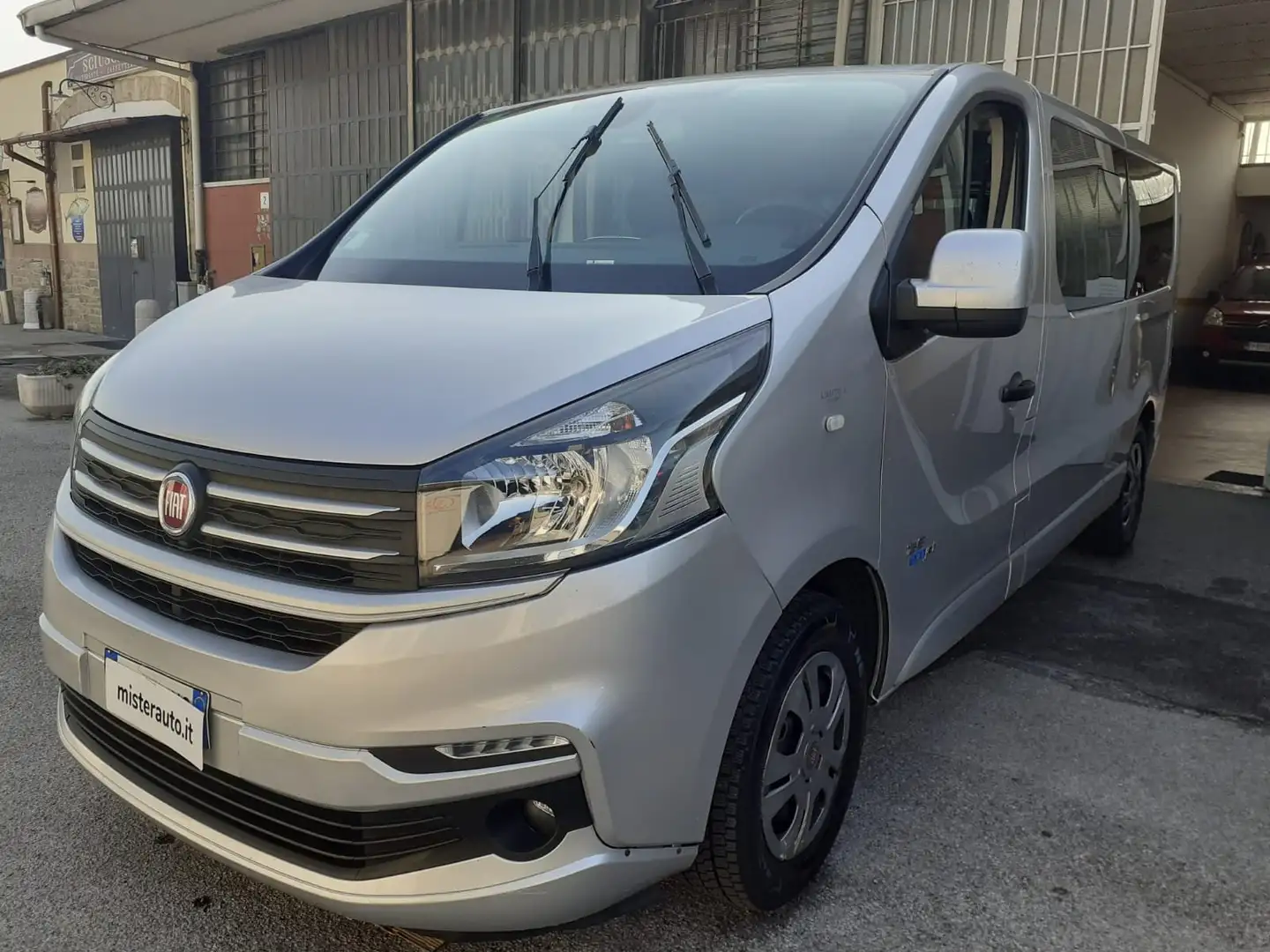 Fiat Talento 1.6 MJT 120 CV(L2 PL-TN)PULMINO 9 POSTI Grigio - 2