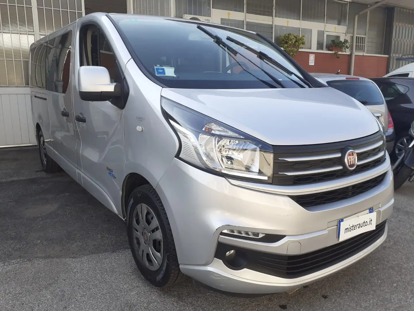 Fiat Talento 1.6 MJT 120 CV(L2 PL-TN)PULMINO 9 POSTI Grigio - 1