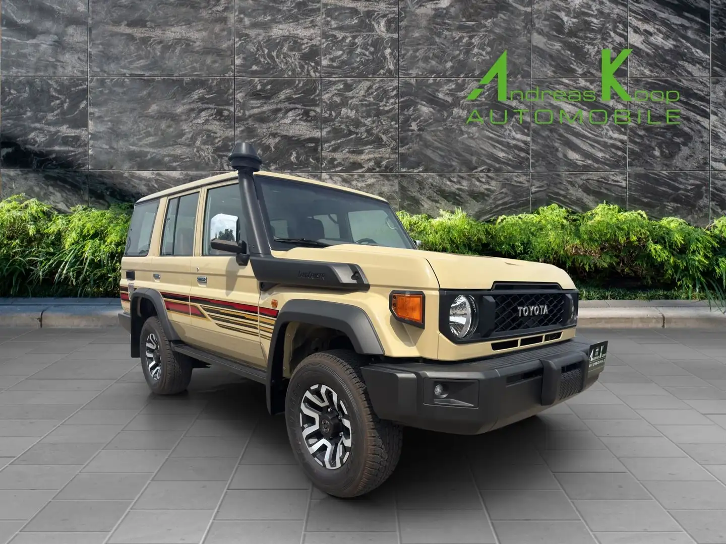Toyota Land Cruiser GRJ 76 LX+ Automat Leder SOFORT Beige - 2